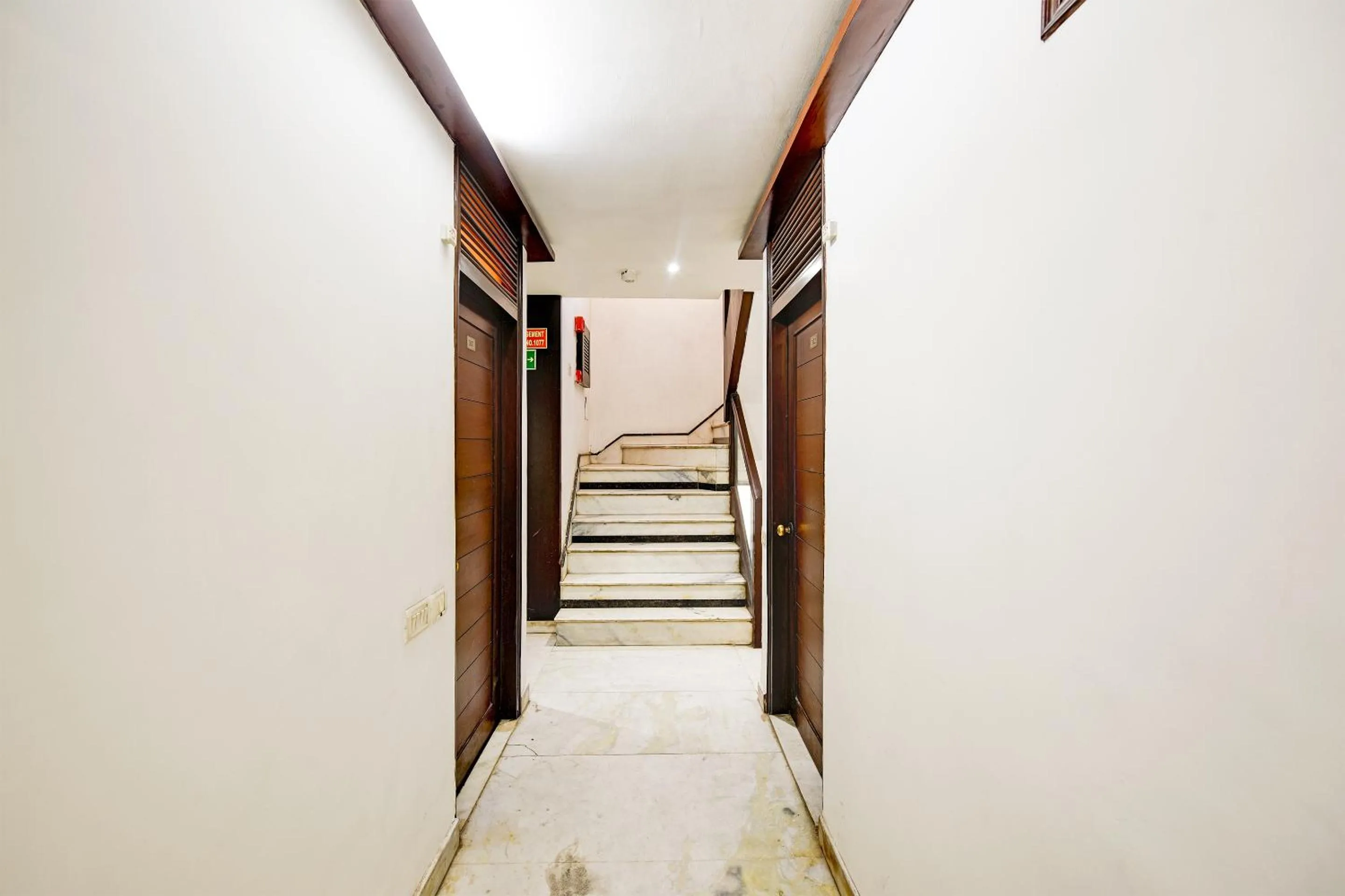 Lobby or reception in The Raj at New Delhi Railway Station