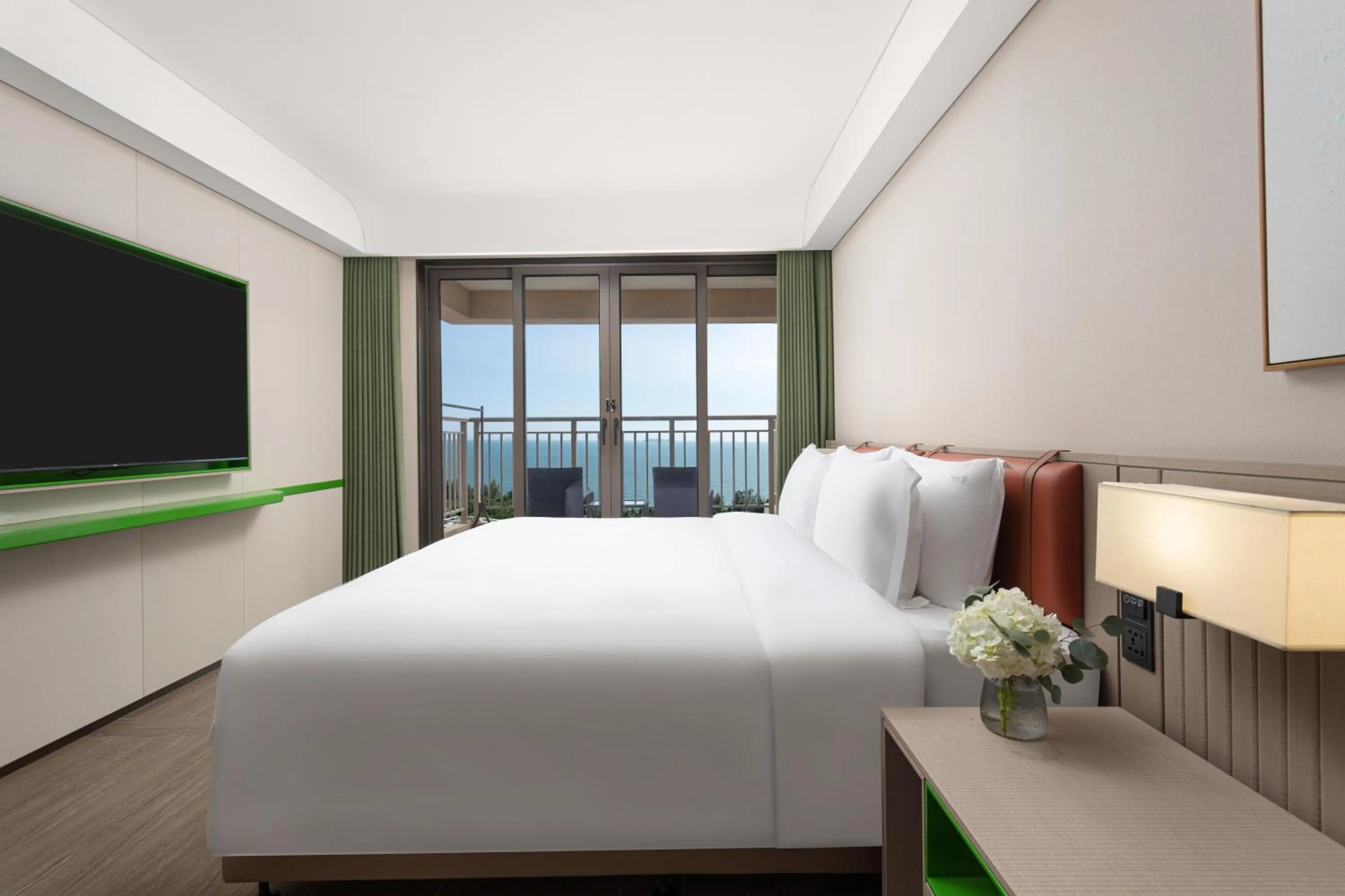 Bedroom, Bed in Holiday Inn Resort Sanya Bay by IHG