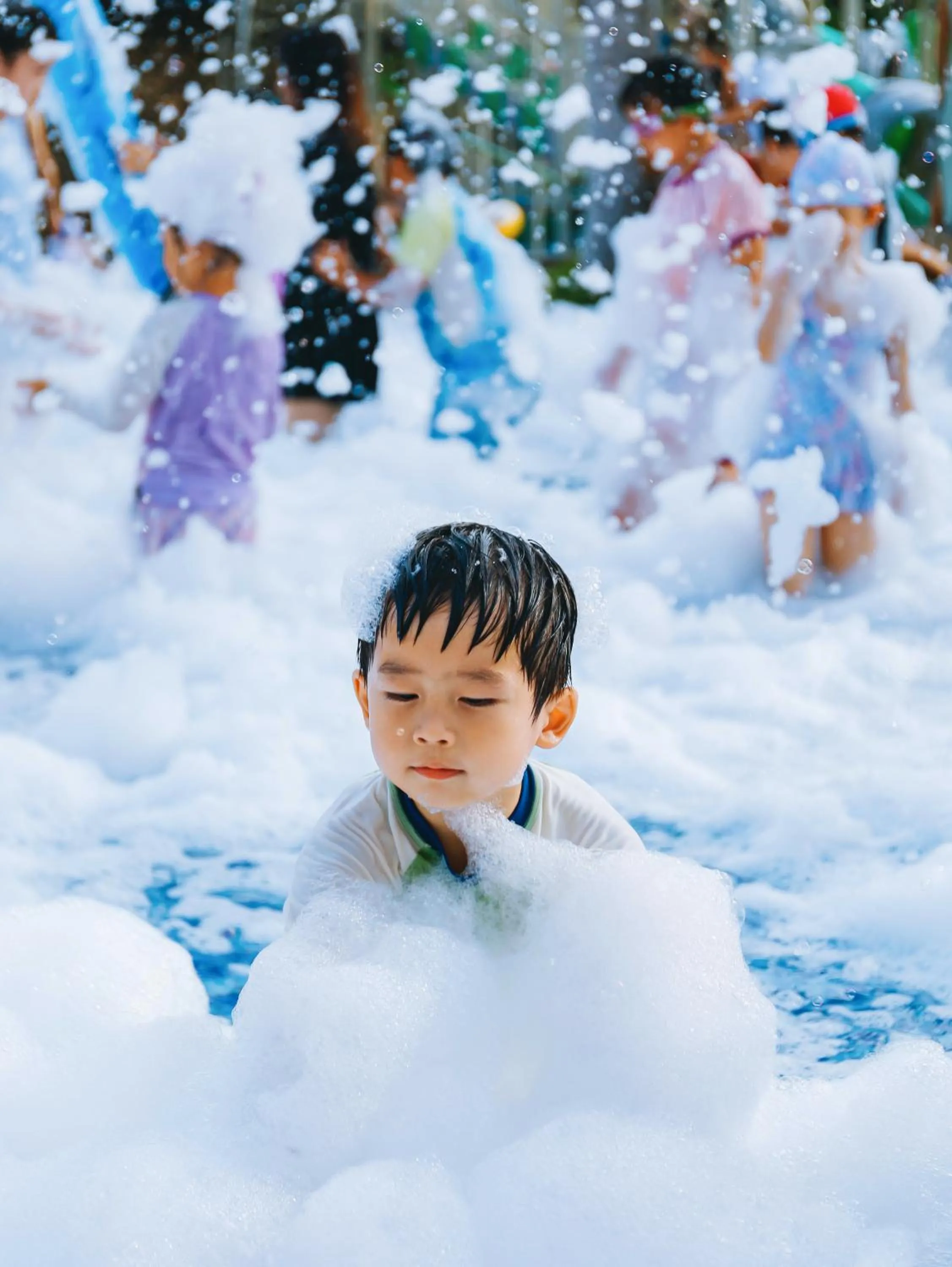 Swimming pool in Holiday Inn Resort Sanya Bay by IHG