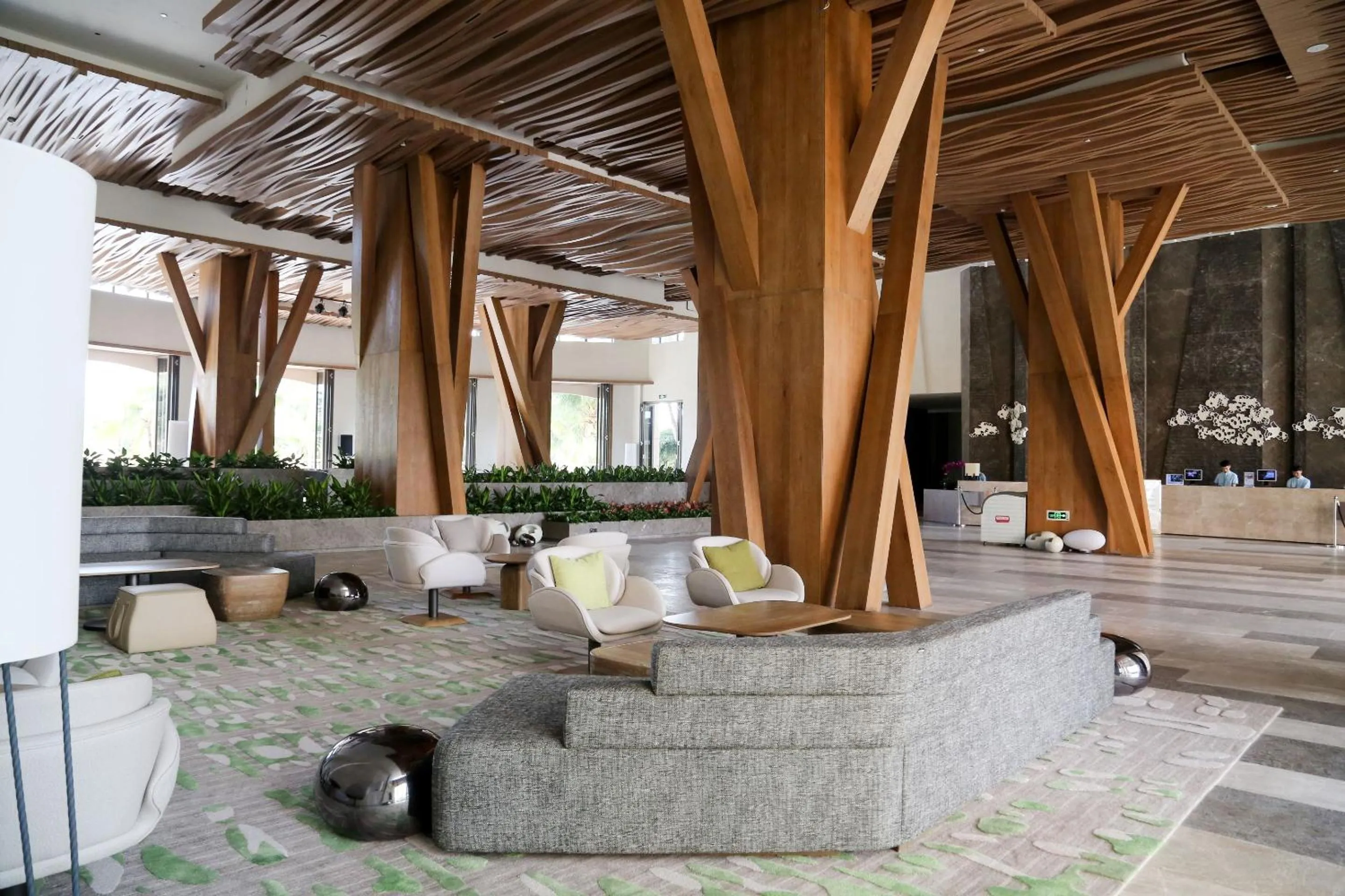 Lobby or reception in Holiday Inn Resort Sanya Bay by IHG