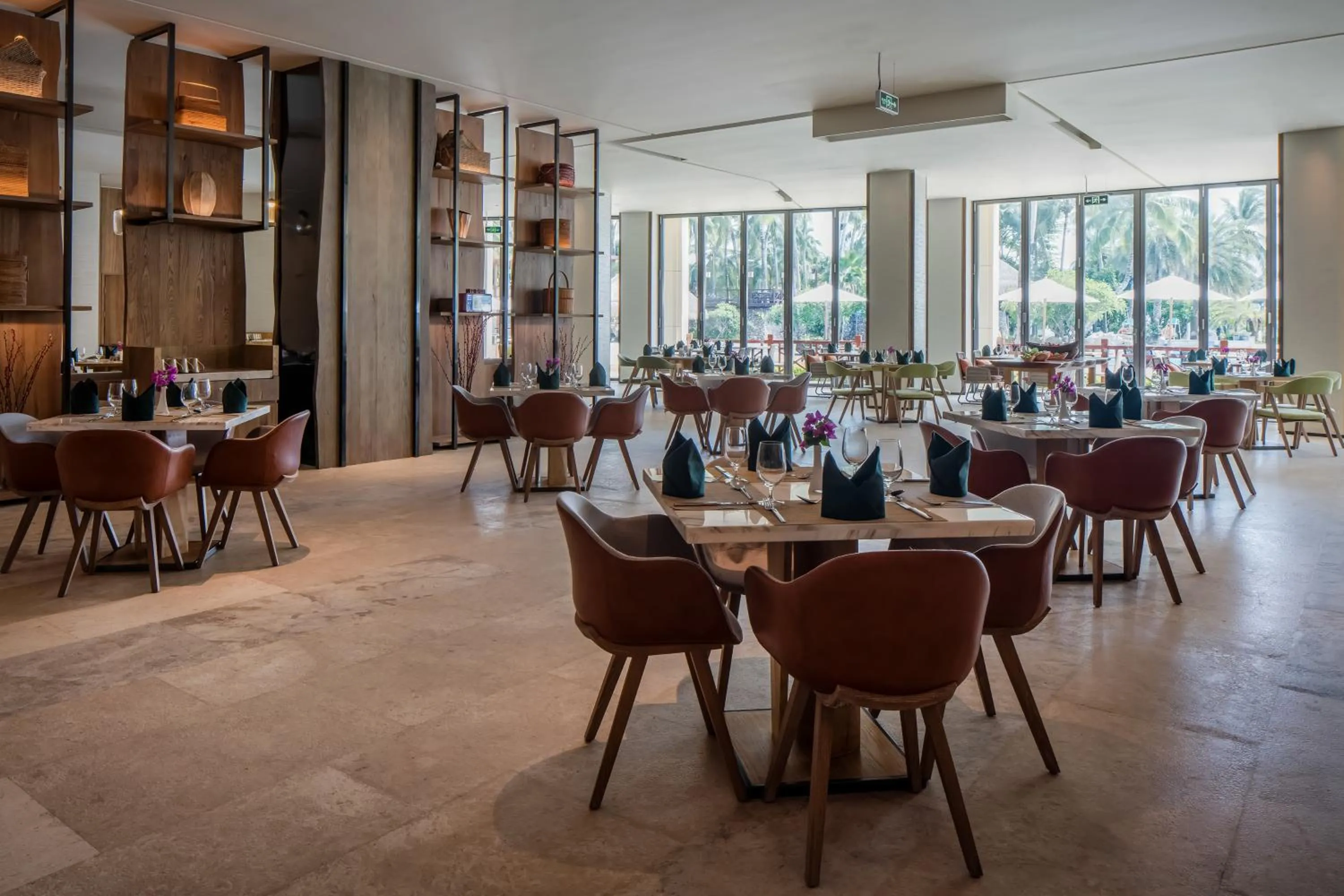 Restaurant/places to eat in Holiday Inn Resort Sanya Bay by IHG