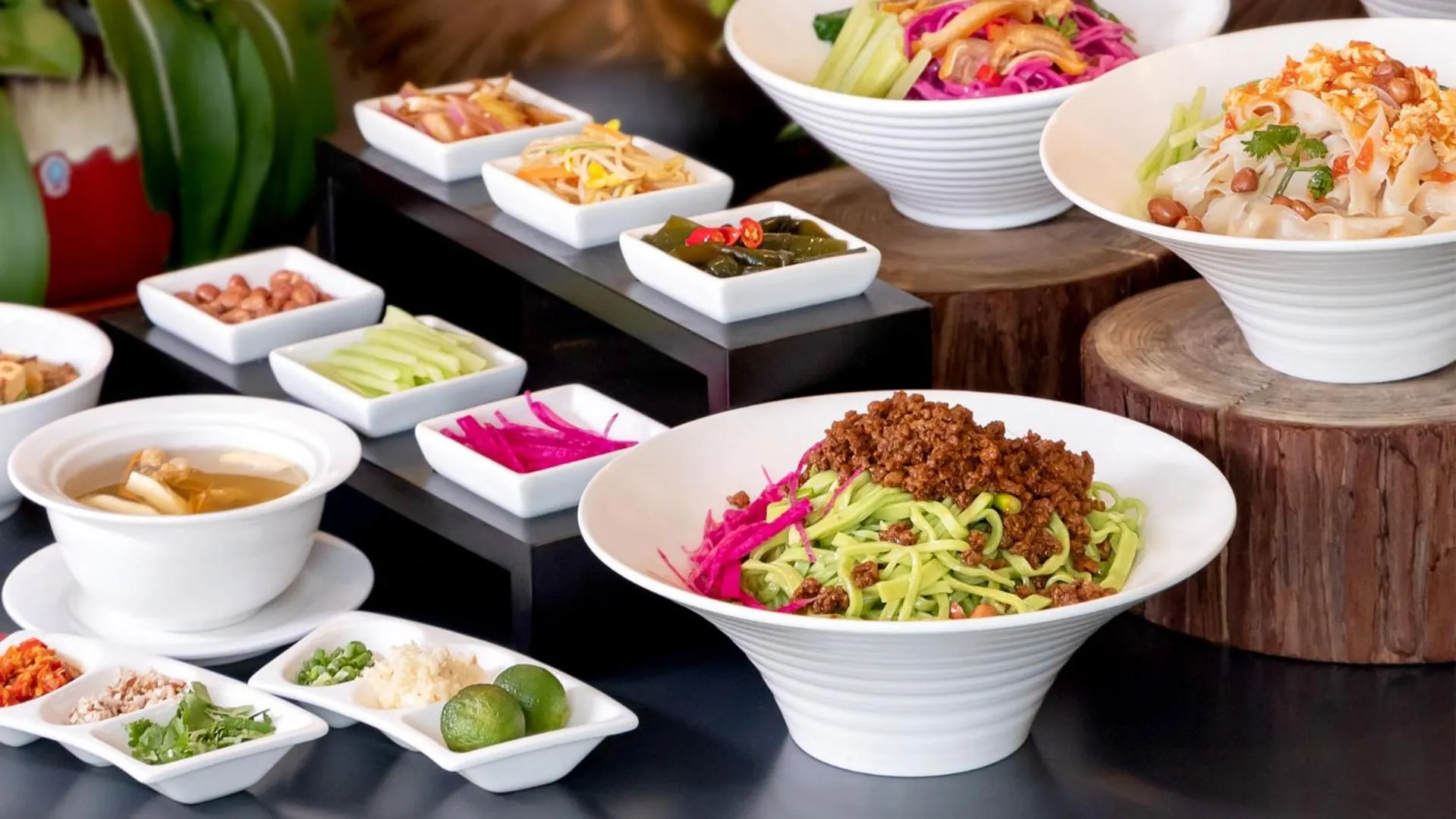 Food and drinks in Holiday Inn Resort Sanya Bay by IHG