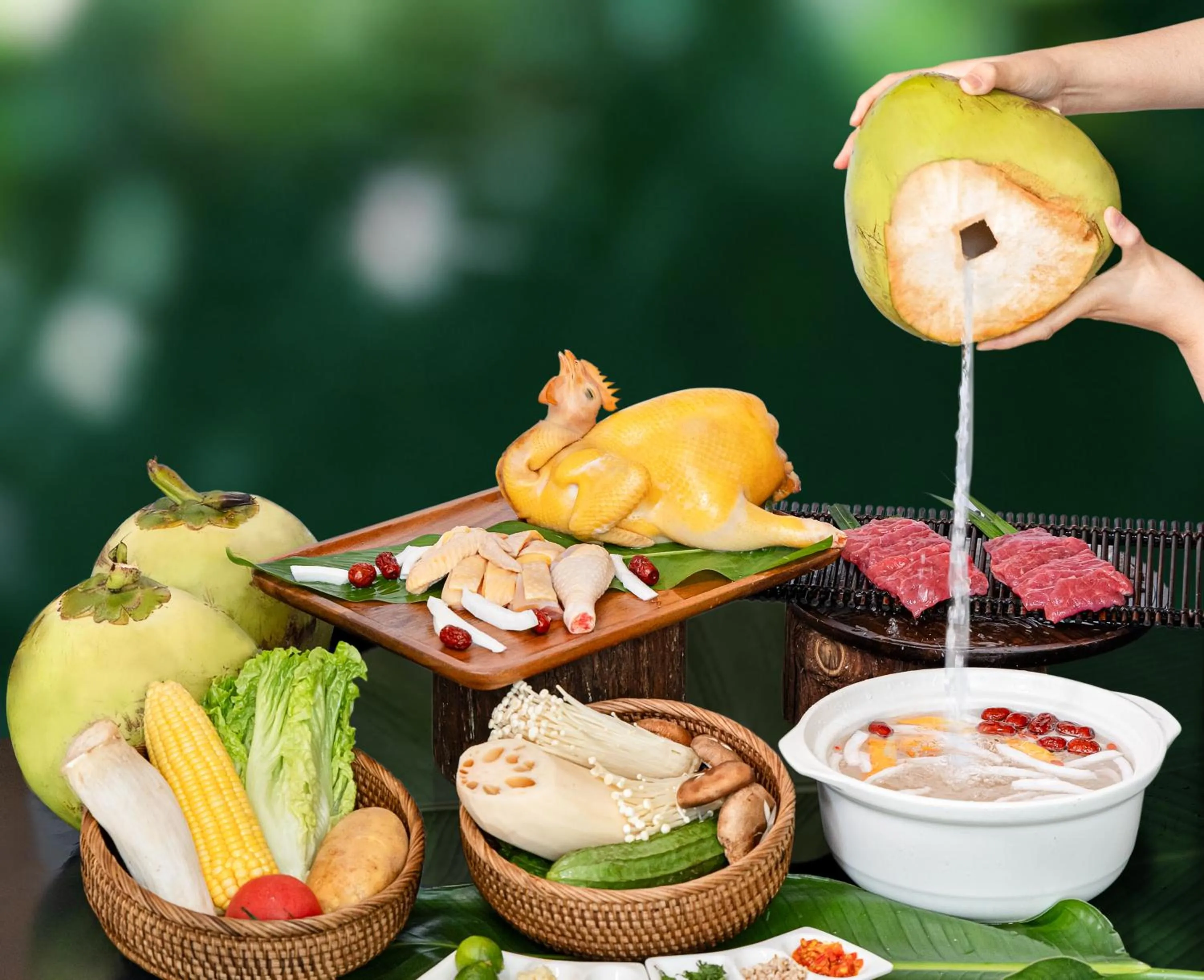 Food and drinks in Holiday Inn Resort Sanya Bay by IHG