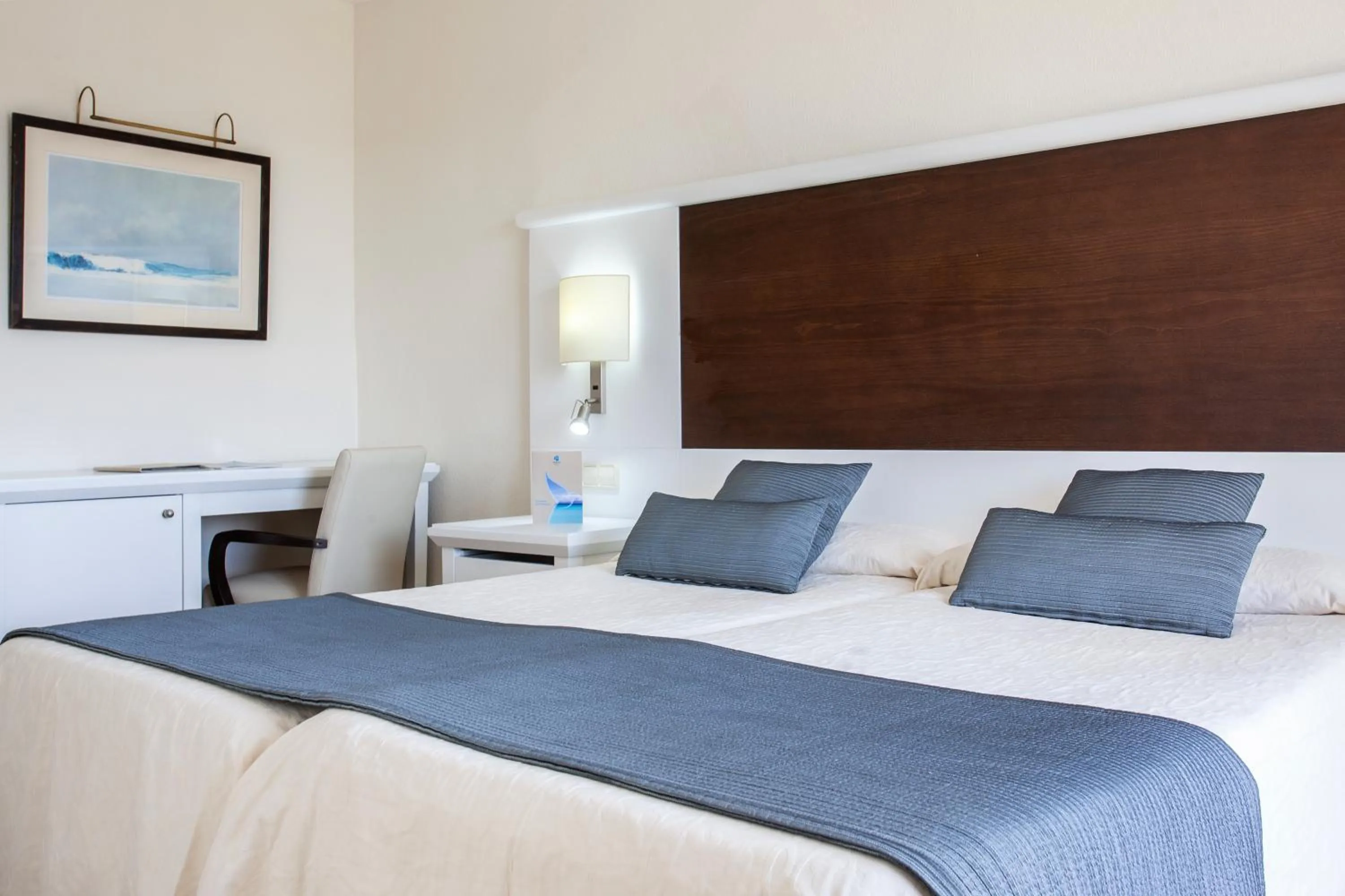 Bedroom, Bed in Grupotel Amapola