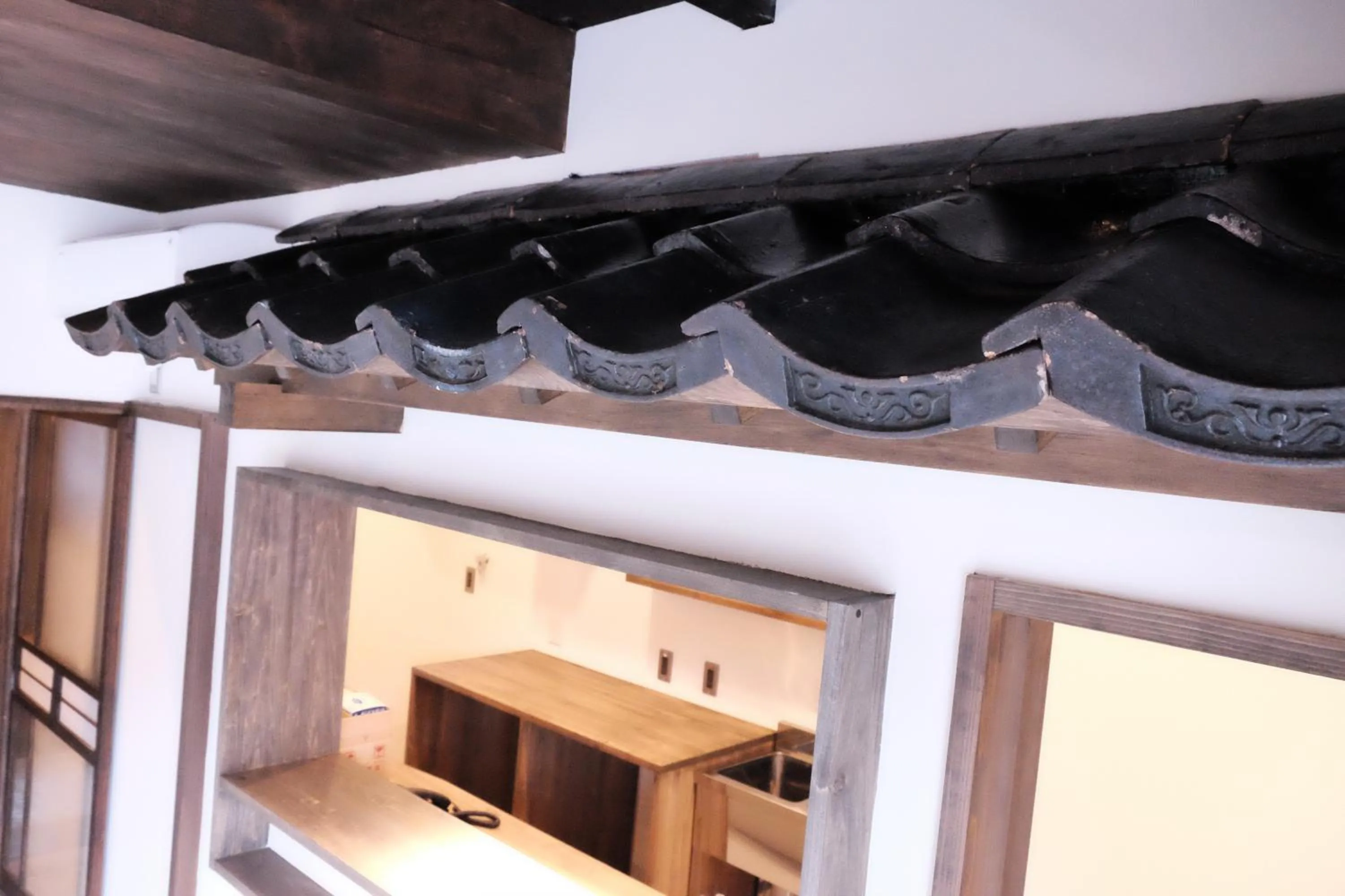 Kitchen or kitchenette in Teramachiya Wind Bell Temple Guest House