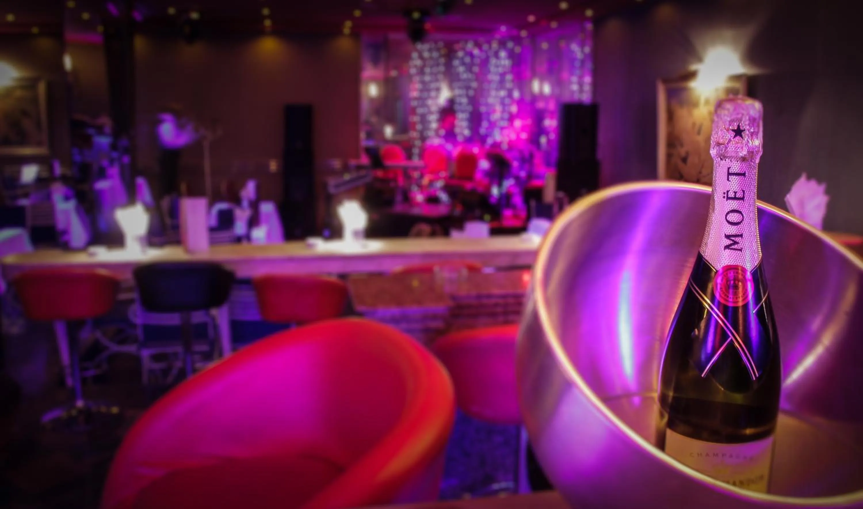 Lounge or bar in Zaki Hotel