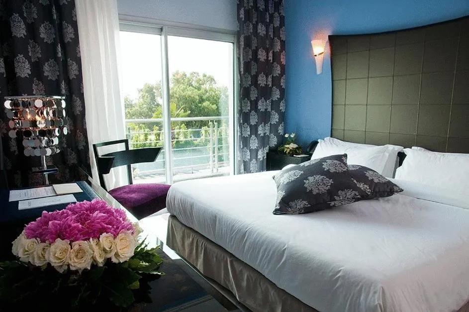 Photo of the whole room, Bed in Avanti Mohammedia Hotel