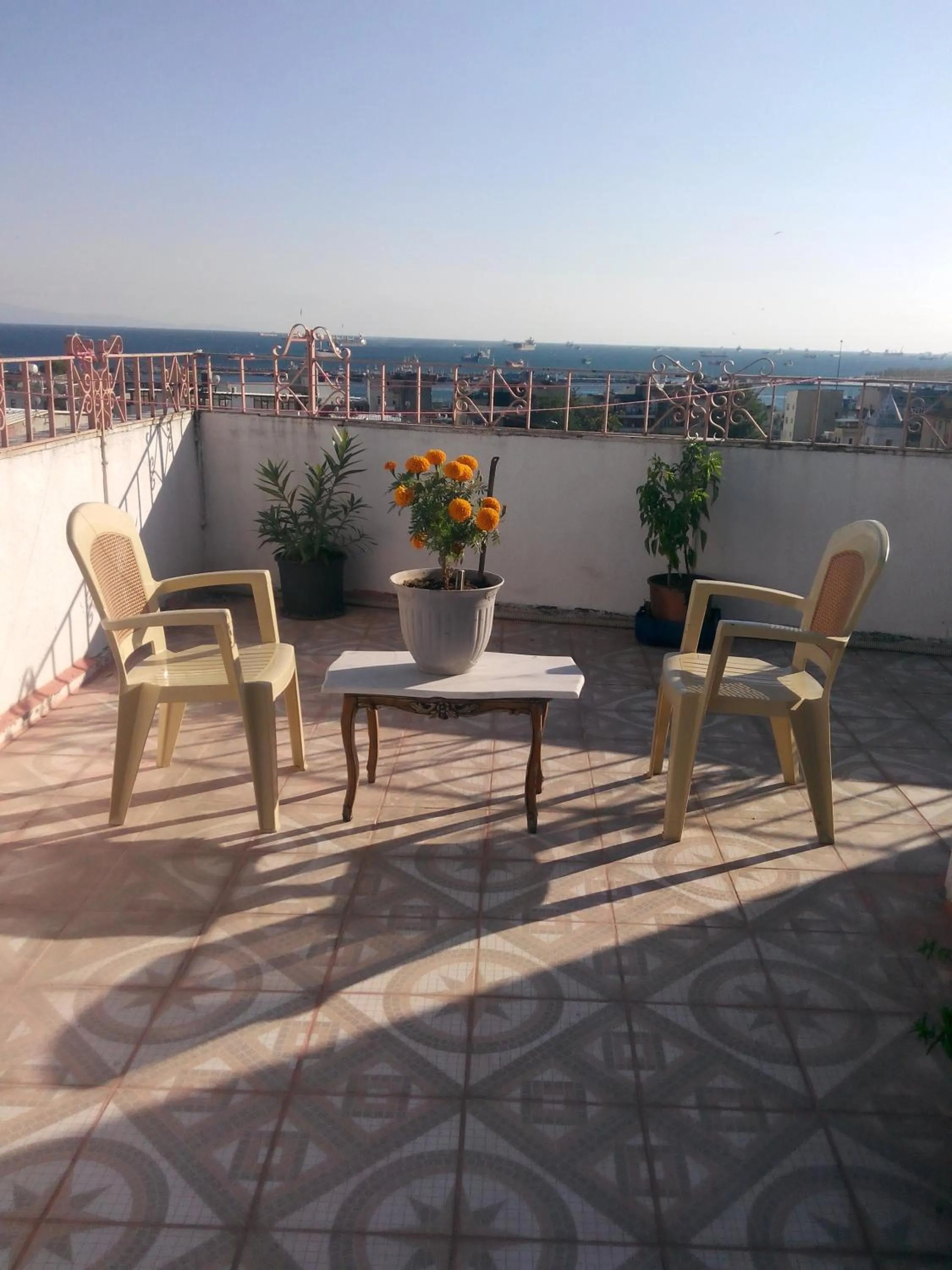 Balcony/Terrace in Hotel Red Rose