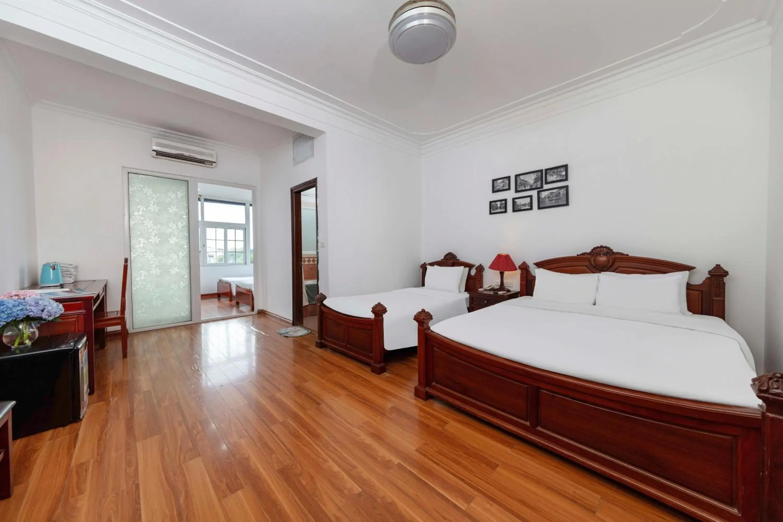 Connecting Room with City View in Phoenix Palace Hotel Hanoi Connecting Room with City View in Phoenix Palace Hotel Hanoi