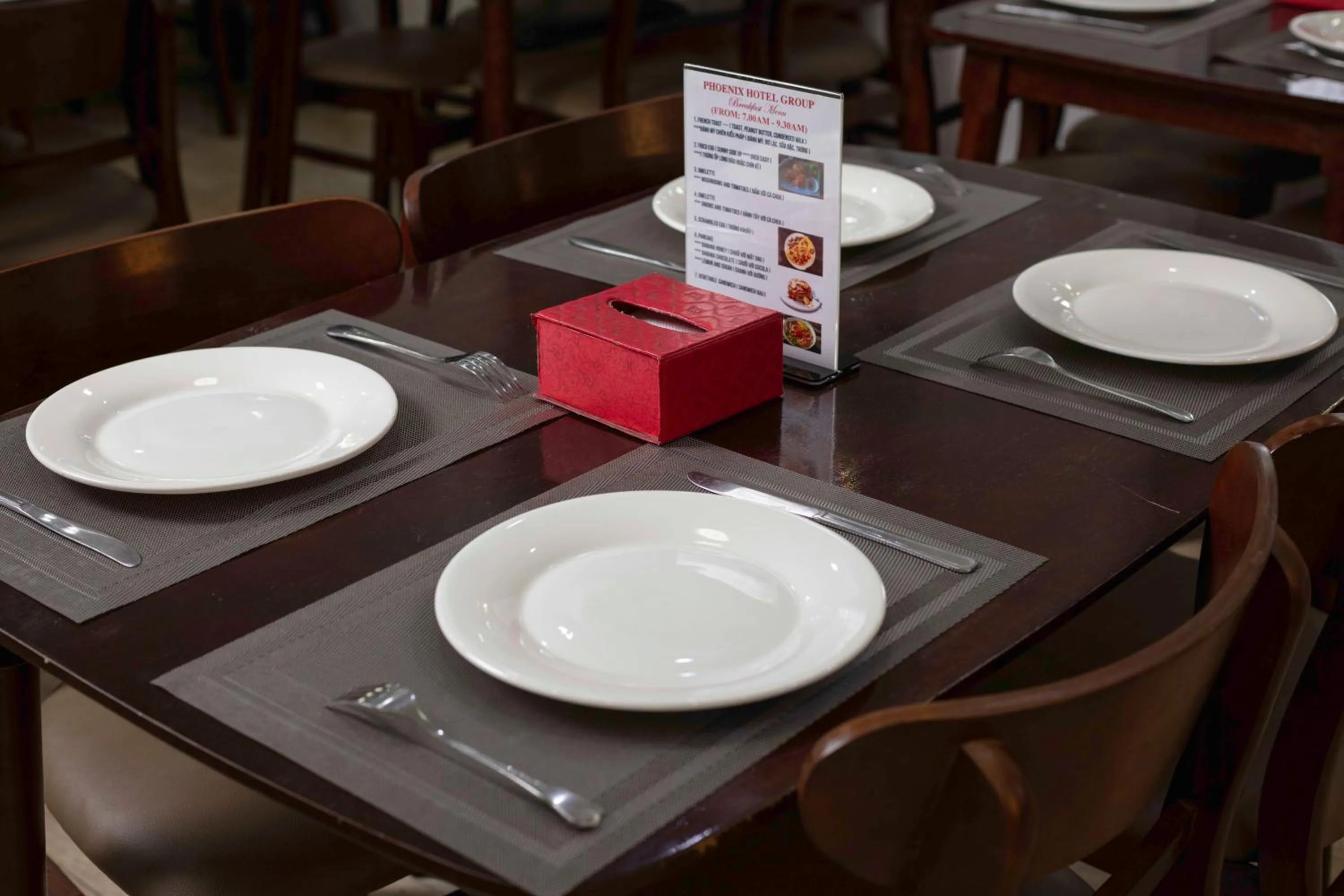 Restaurant/places to eat in Phoenix Palace Hotel Hanoi