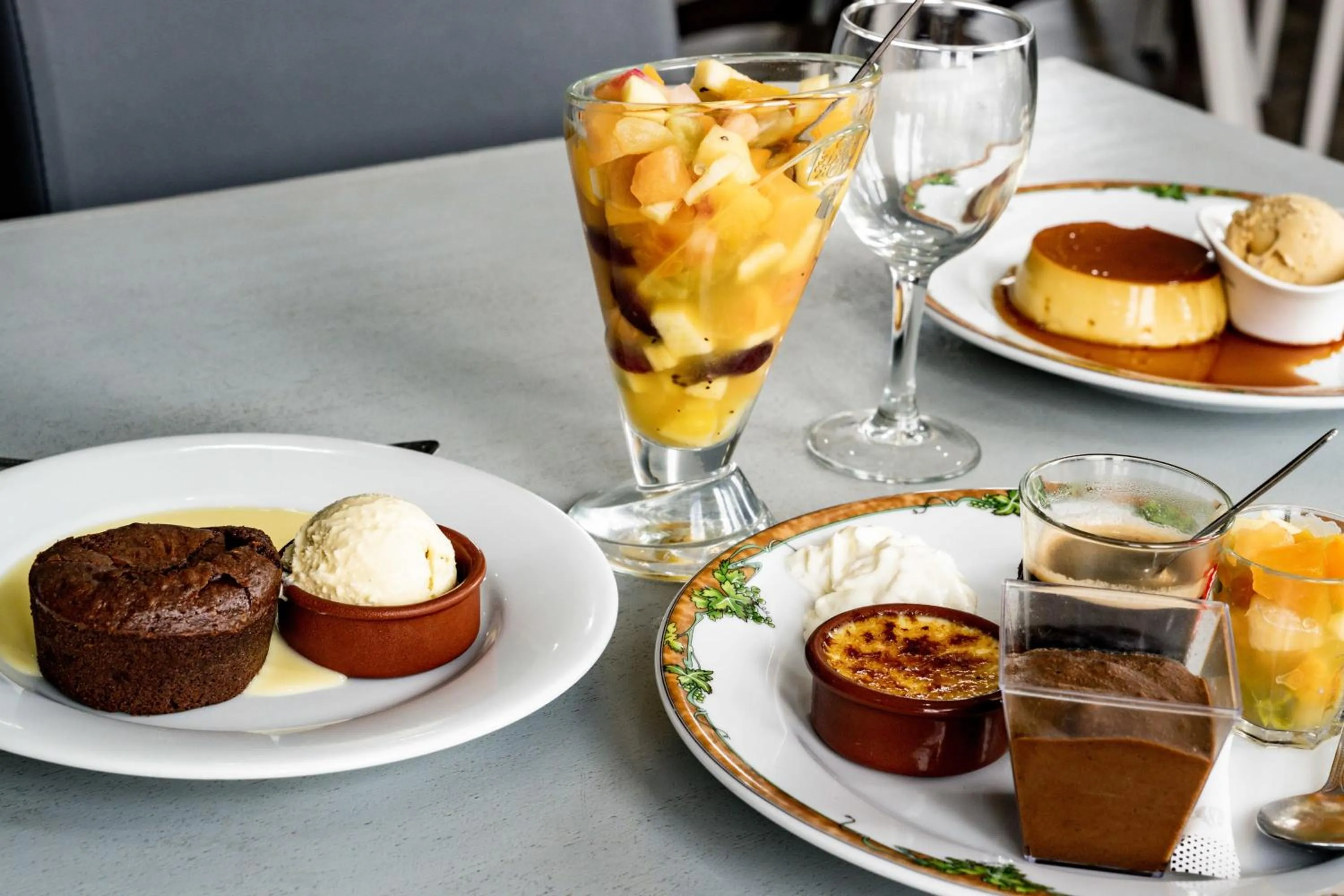 Restaurant/places to eat in Logis Hôtel La crémaillère