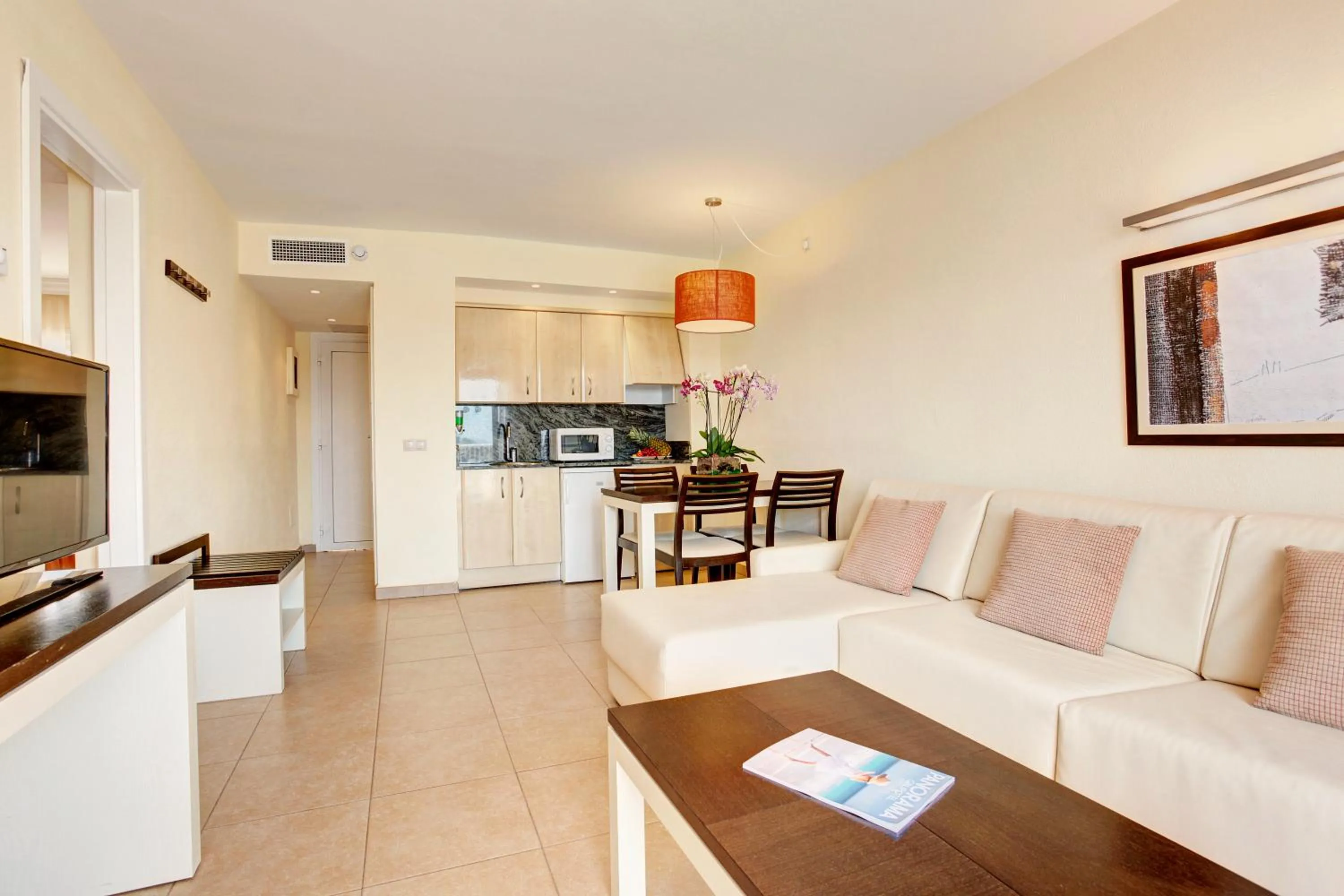 Living room in Grupotel Tamariscos