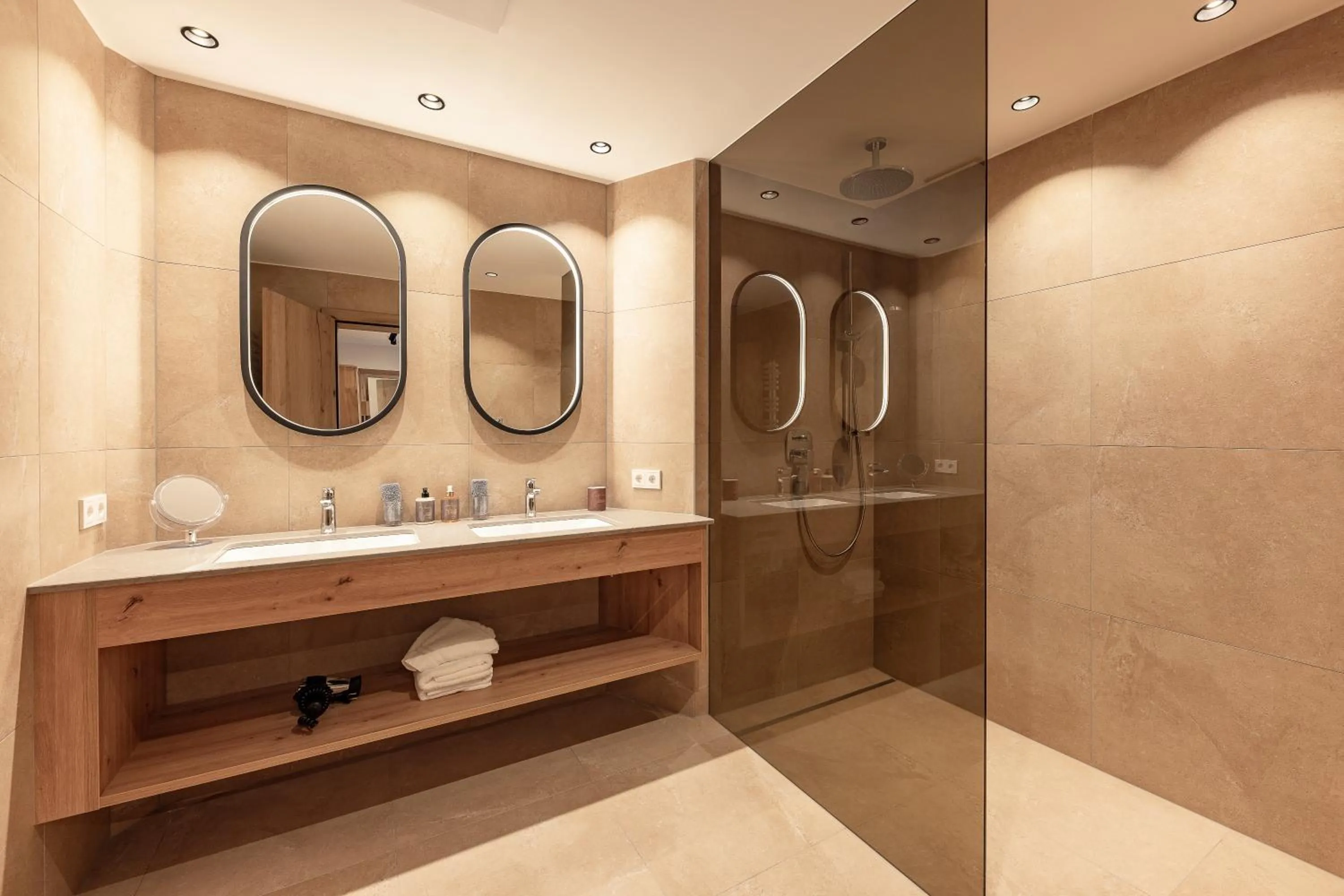 Bathroom in Aktiv & Vitalhotel Bergcristall