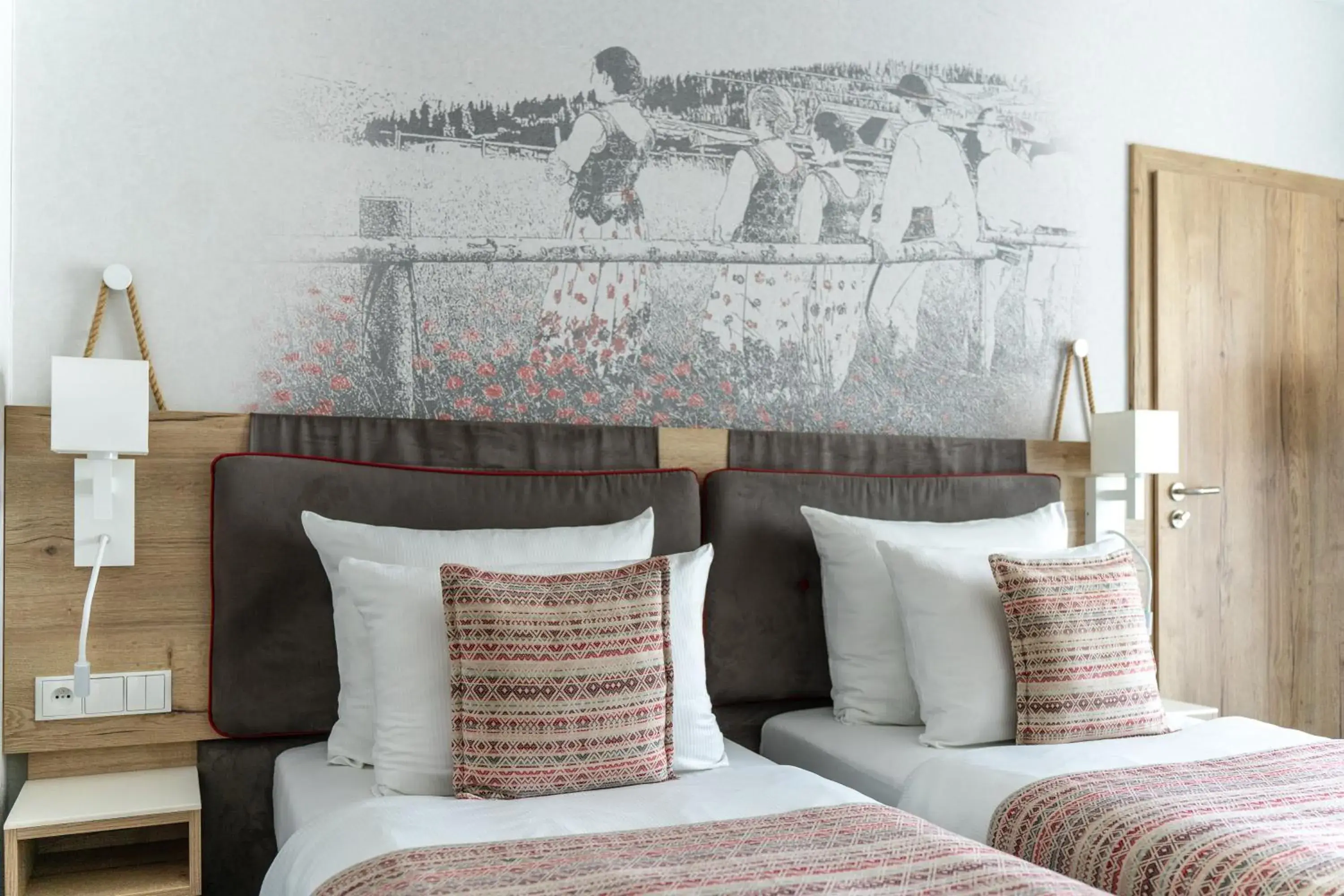 Superior Twin Room with 2 single beds and access to Termy Zakopiańskie (1 hour per person per day) in Hotel Aquarion Family & Friends - Destigo Hotels Superior Twin Room with 2 single beds and access to Termy Zakopiańskie (1 hour per person per day) in Hotel Aquarion Family & Friends - Destigo Hotels