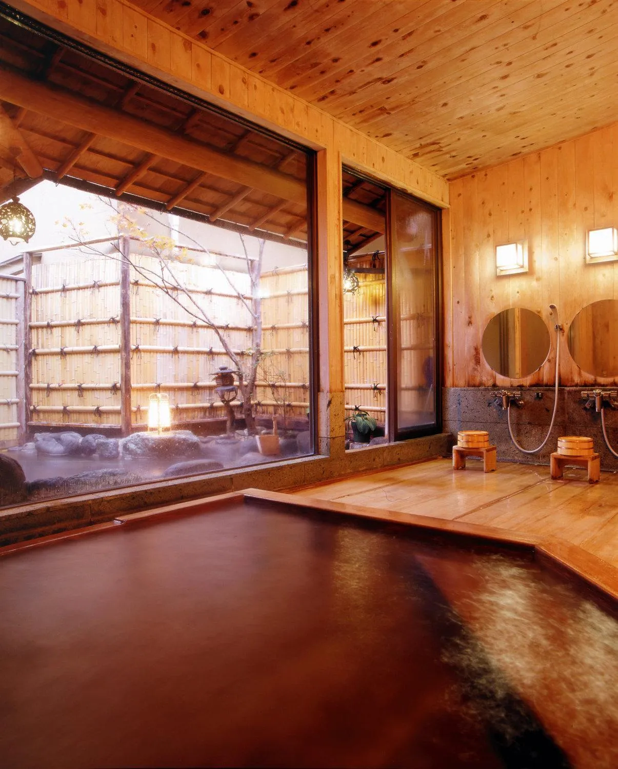 Public Bath in Toushinan Komeya