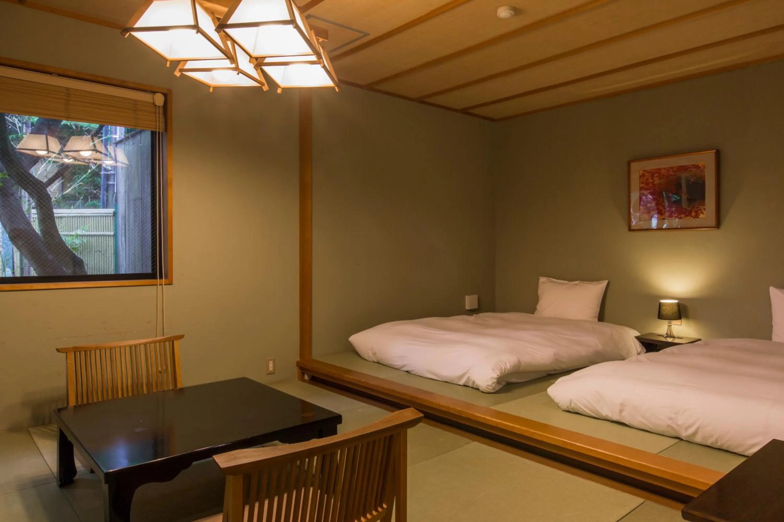 Photo of the whole room, Bed in Toushinan Komeya