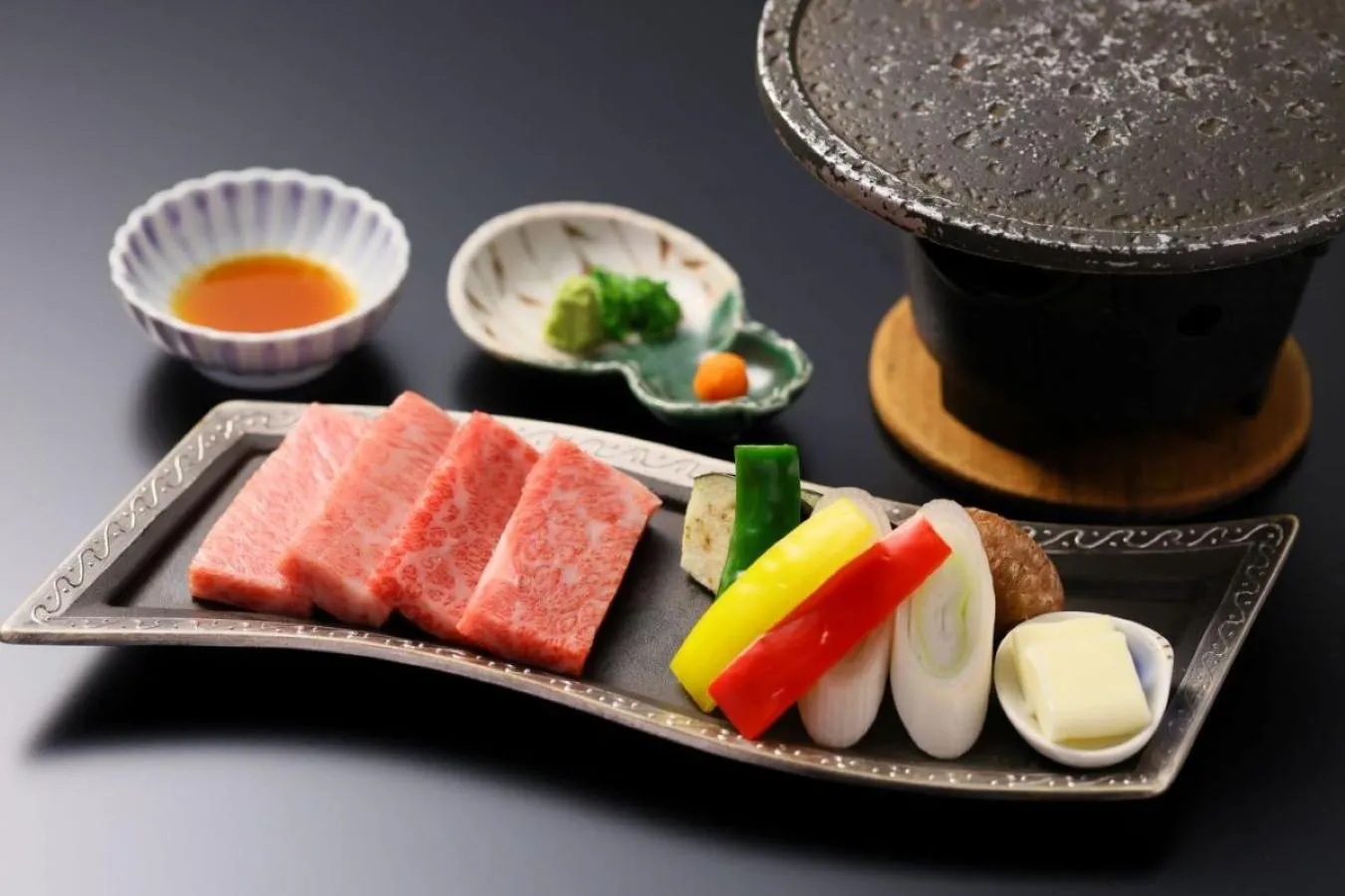 Food in Yukairo Kikuya