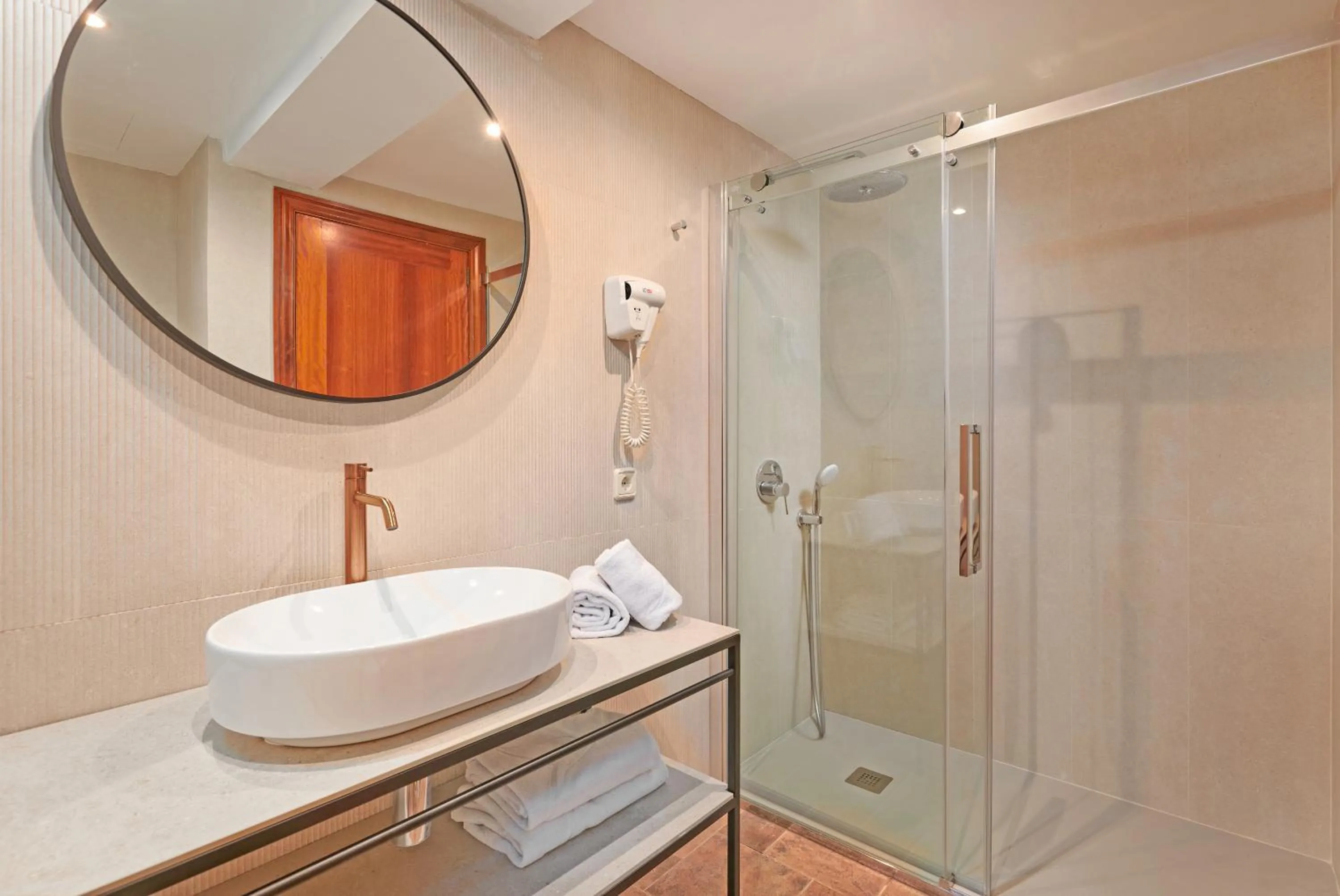 Bathroom in Grupotel Nilo & Spa