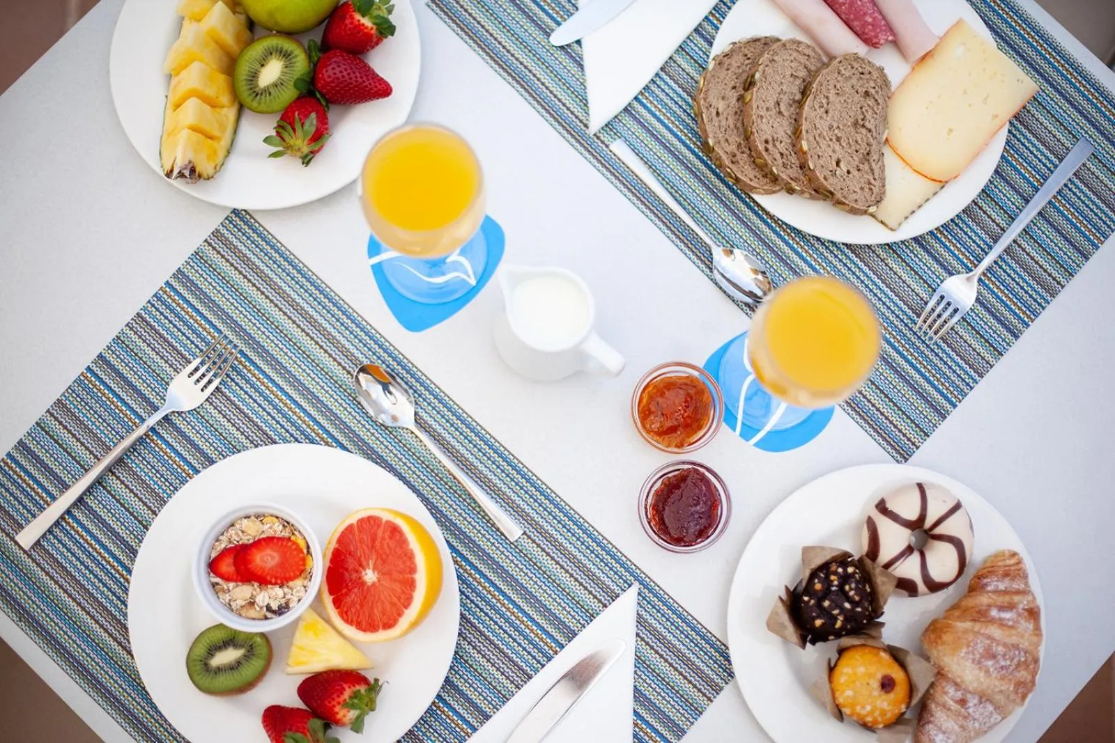 Continental breakfast in Grupotel Nilo & Spa