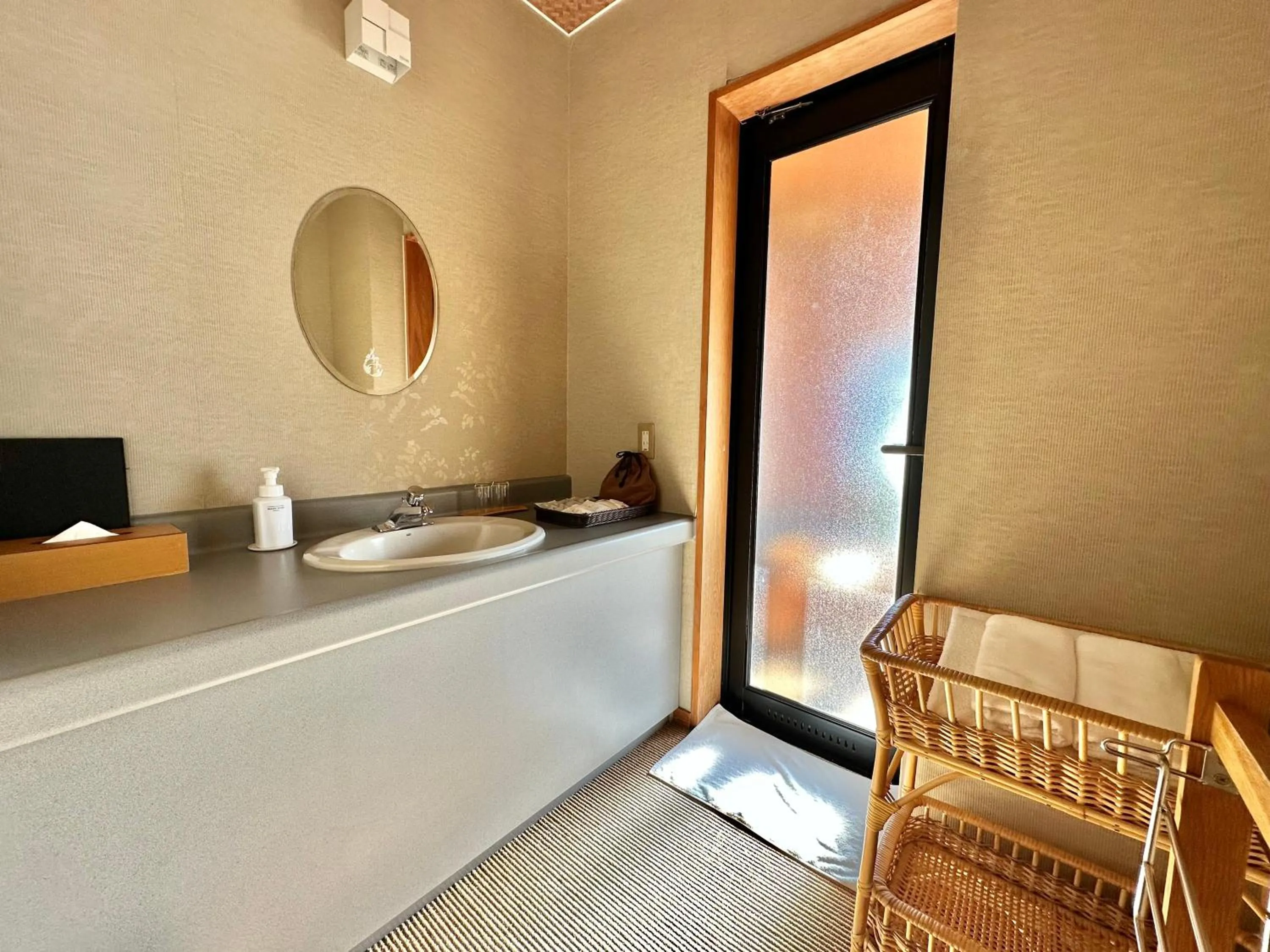 Open Air Bath in Ginka