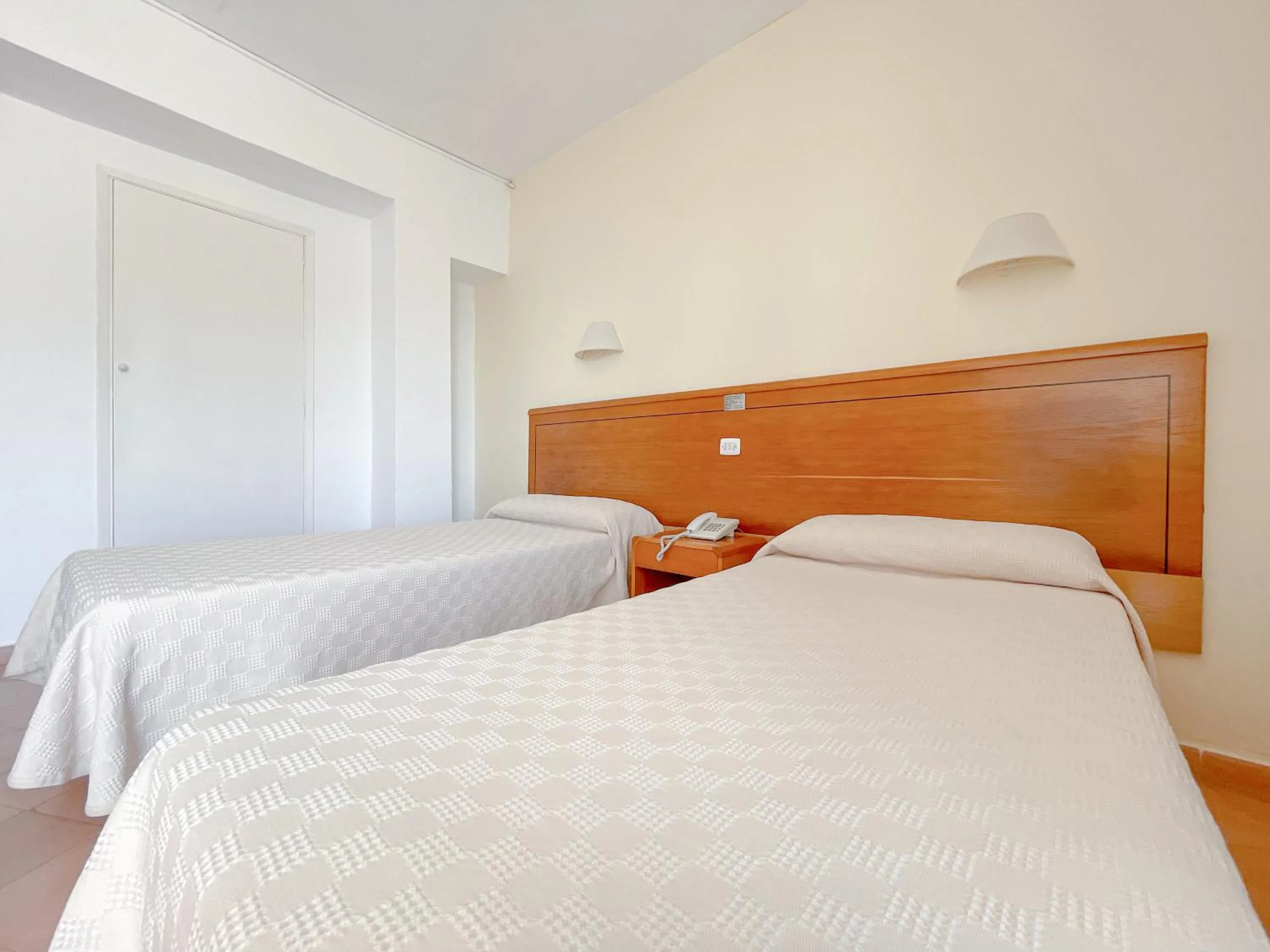 Bed in Hotel Figueretes