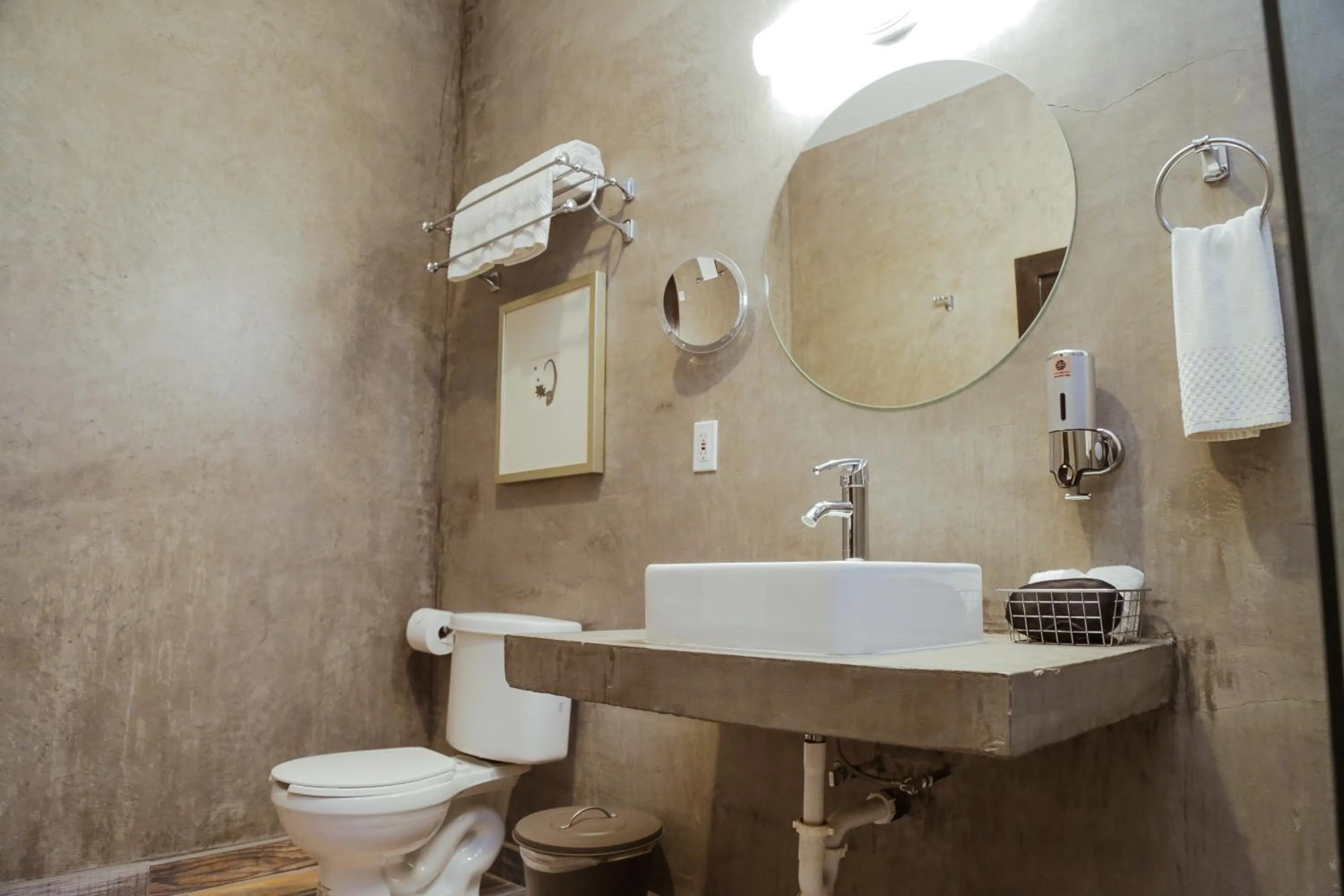 Shower in Casa Emiliana