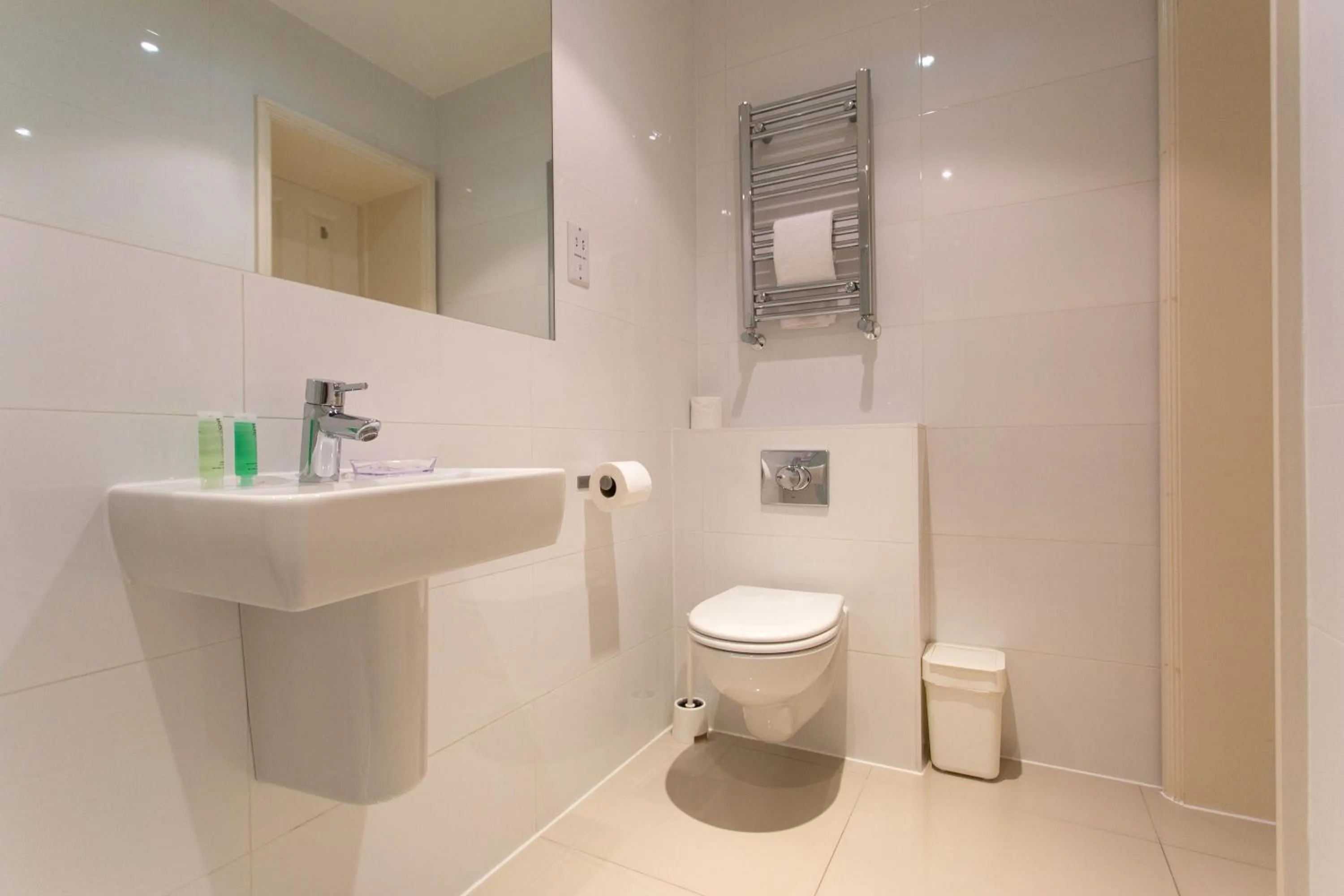 Toilet in Paddington Green Serviced Apartments by Concept Apartments