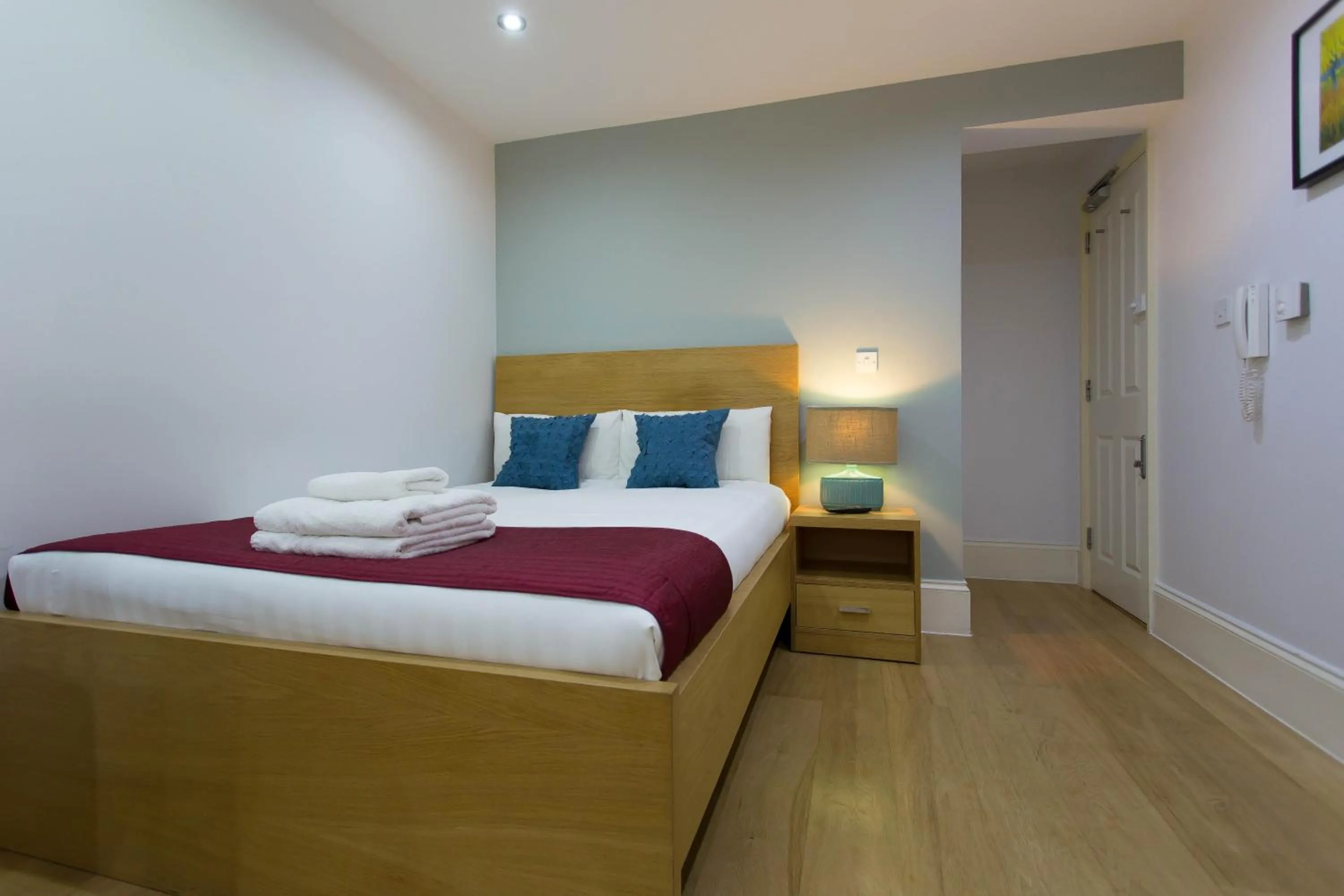 Bedroom, Bed in Paddington Green Serviced Apartments by Concept Apartments
