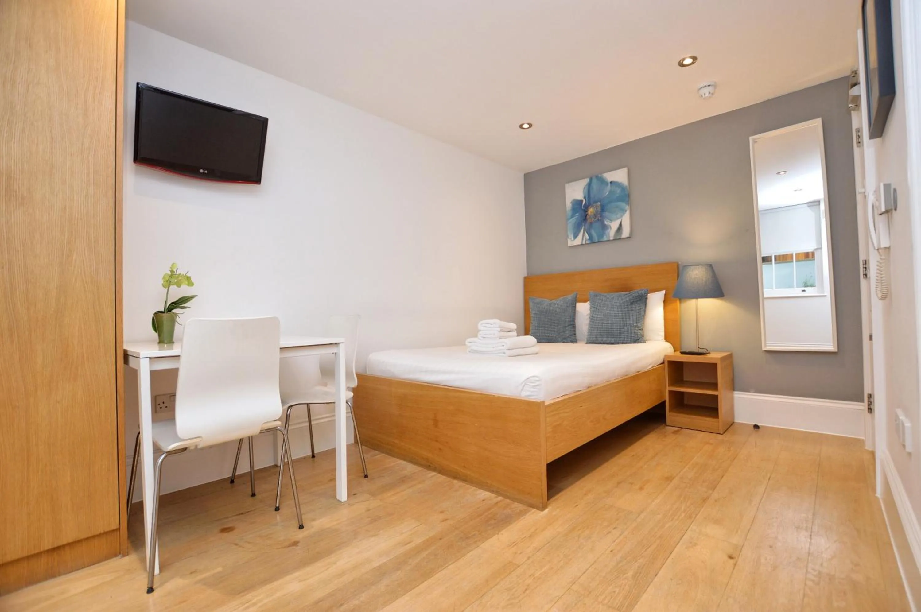 Bed in Paddington Green Serviced Apartments by Concept Apartments