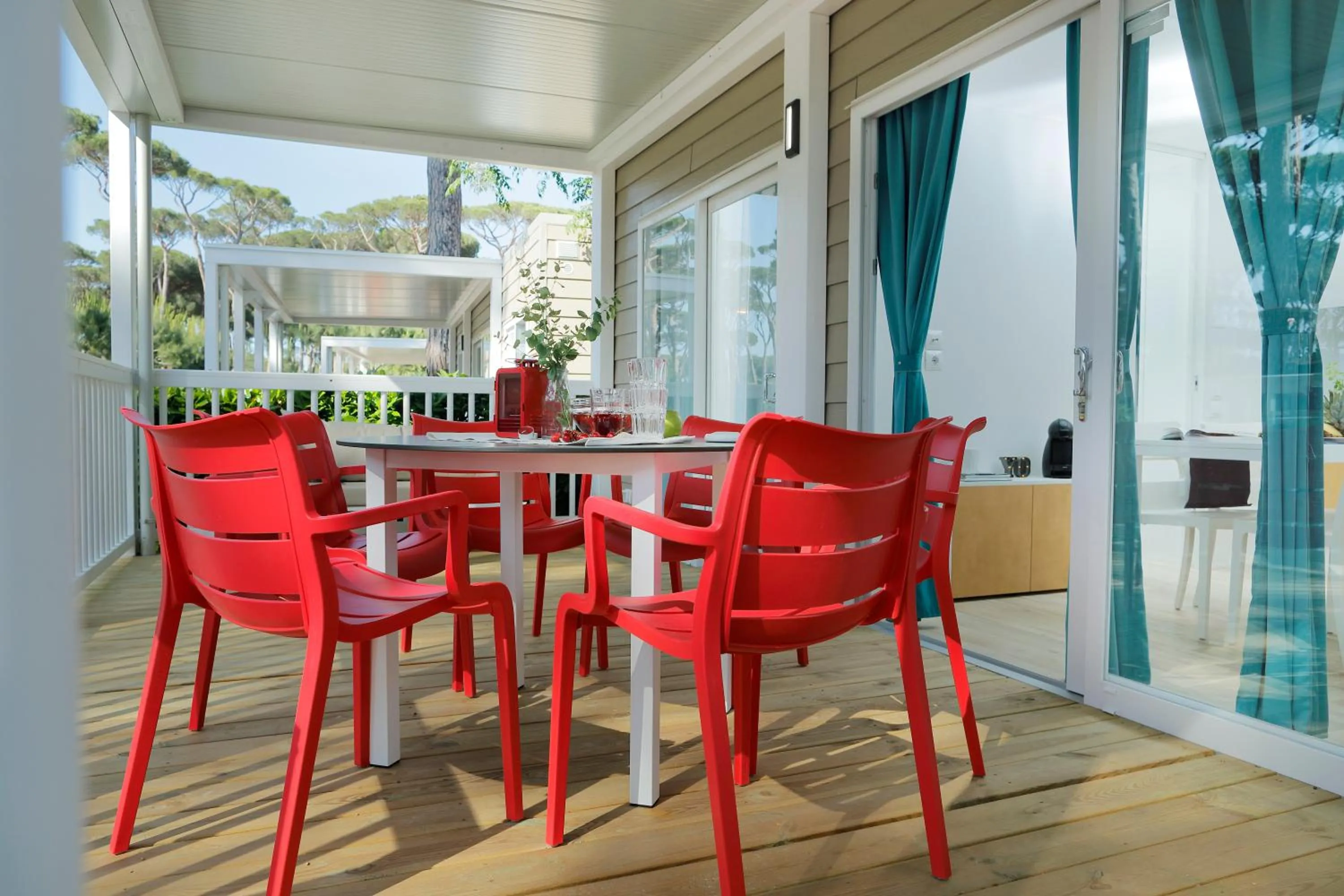 hu Park Albatros village