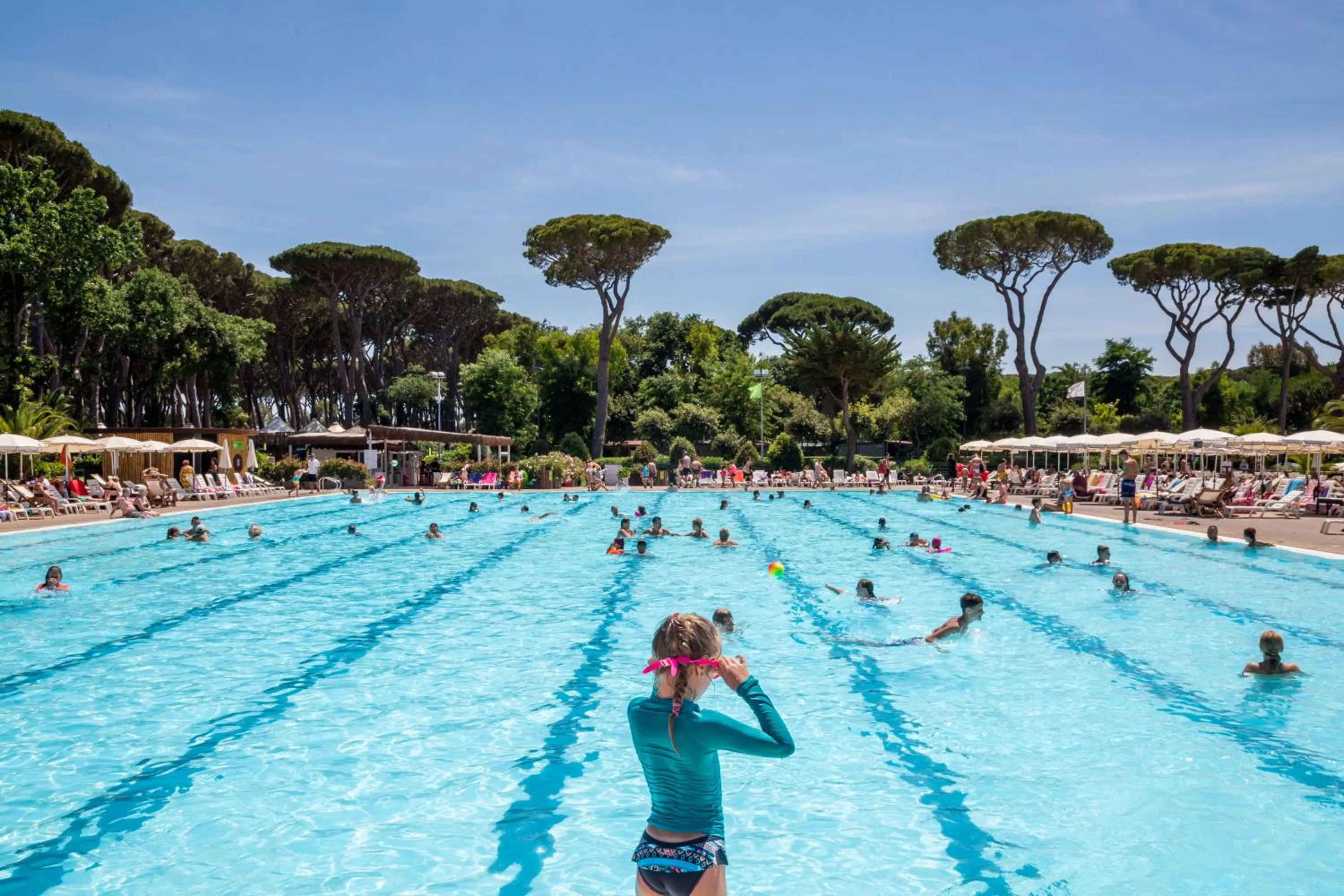 Swimming pool in hu Park Albatros village