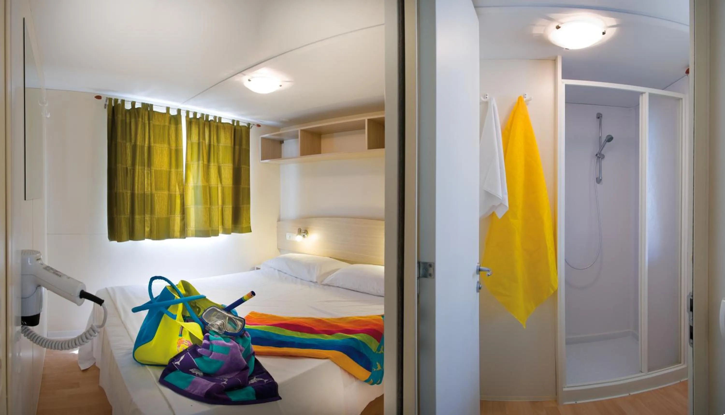 Bathroom, Bed in hu Park Albatros village