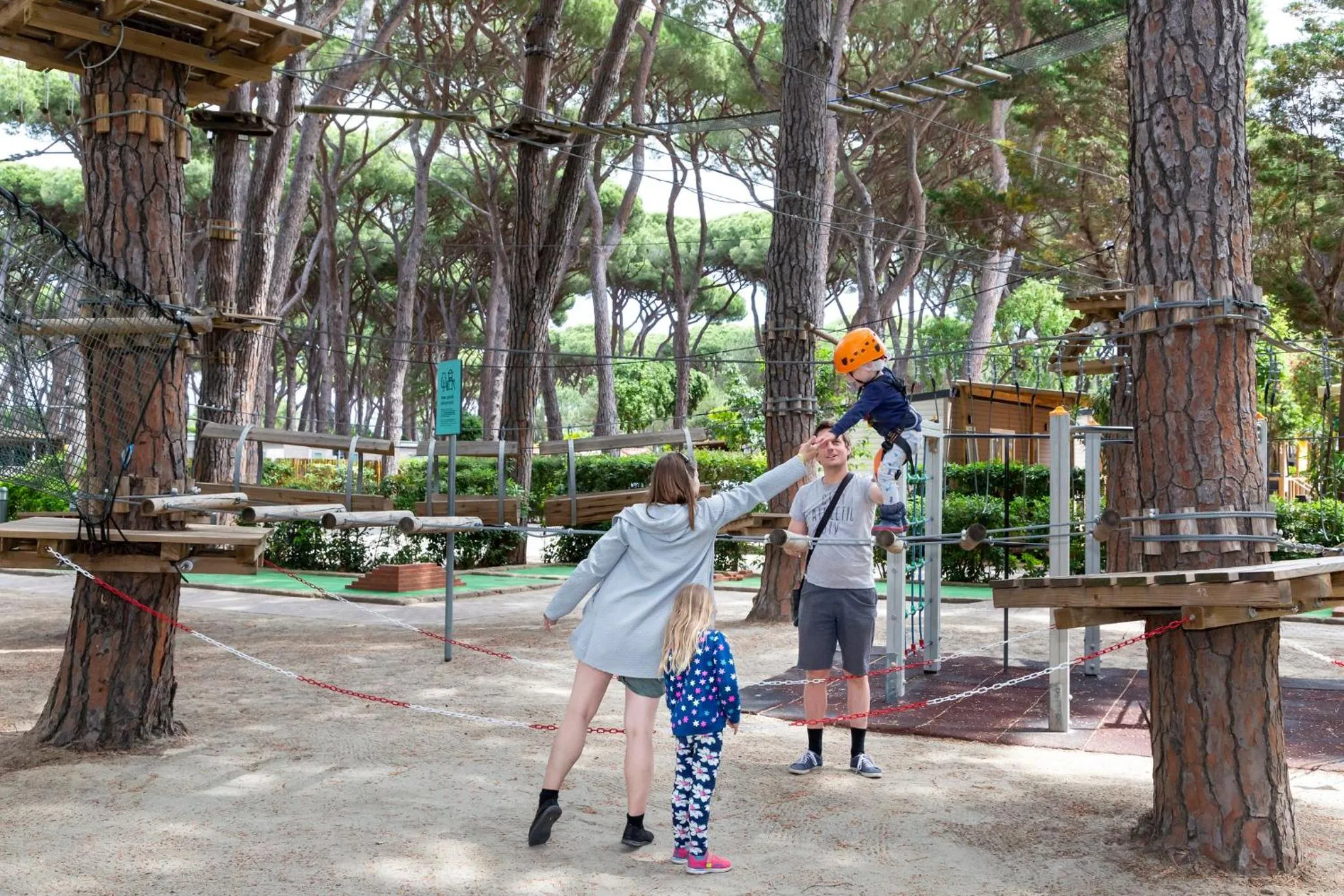 hu Park Albatros village