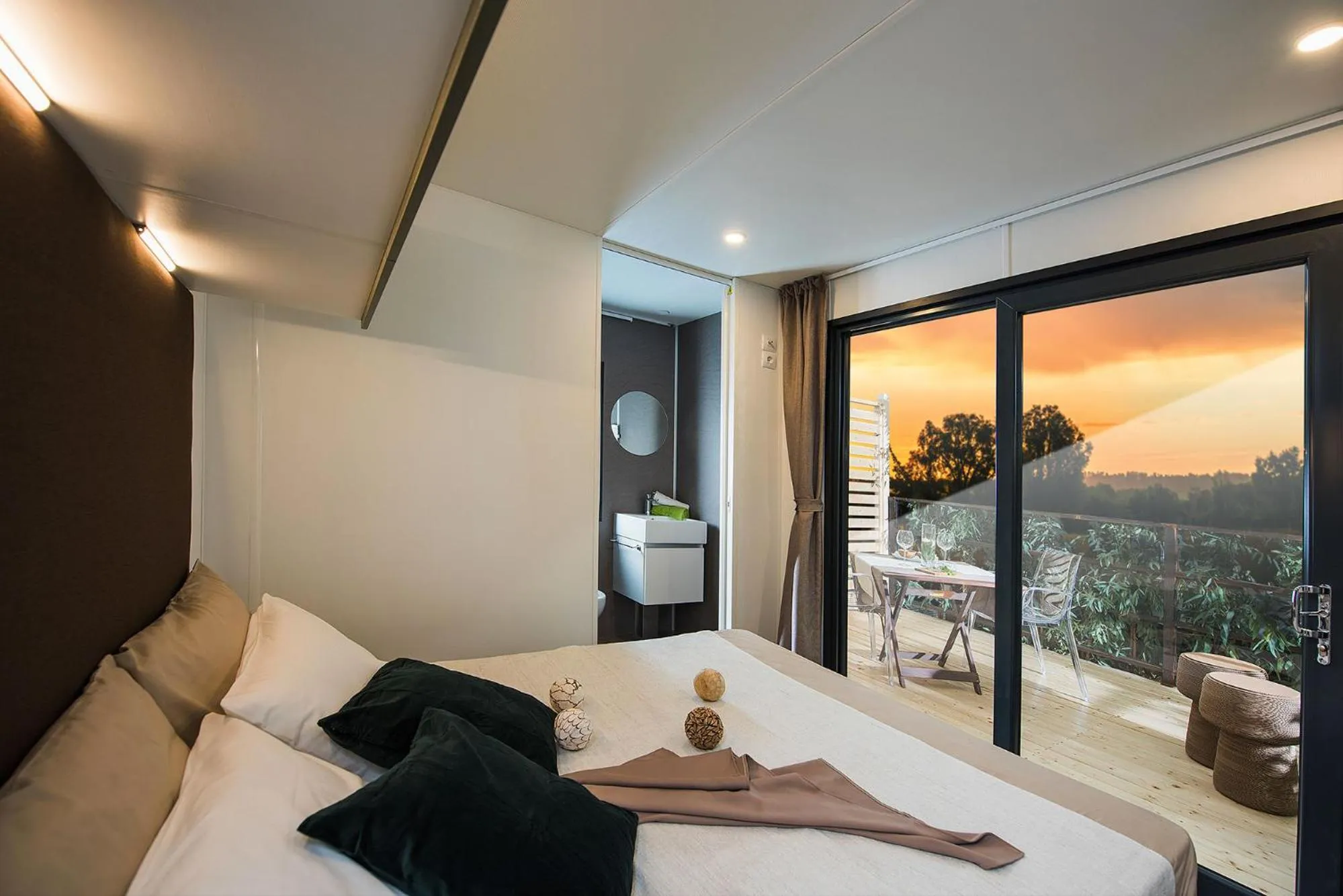 Bathroom, Bed in hu Park Albatros village