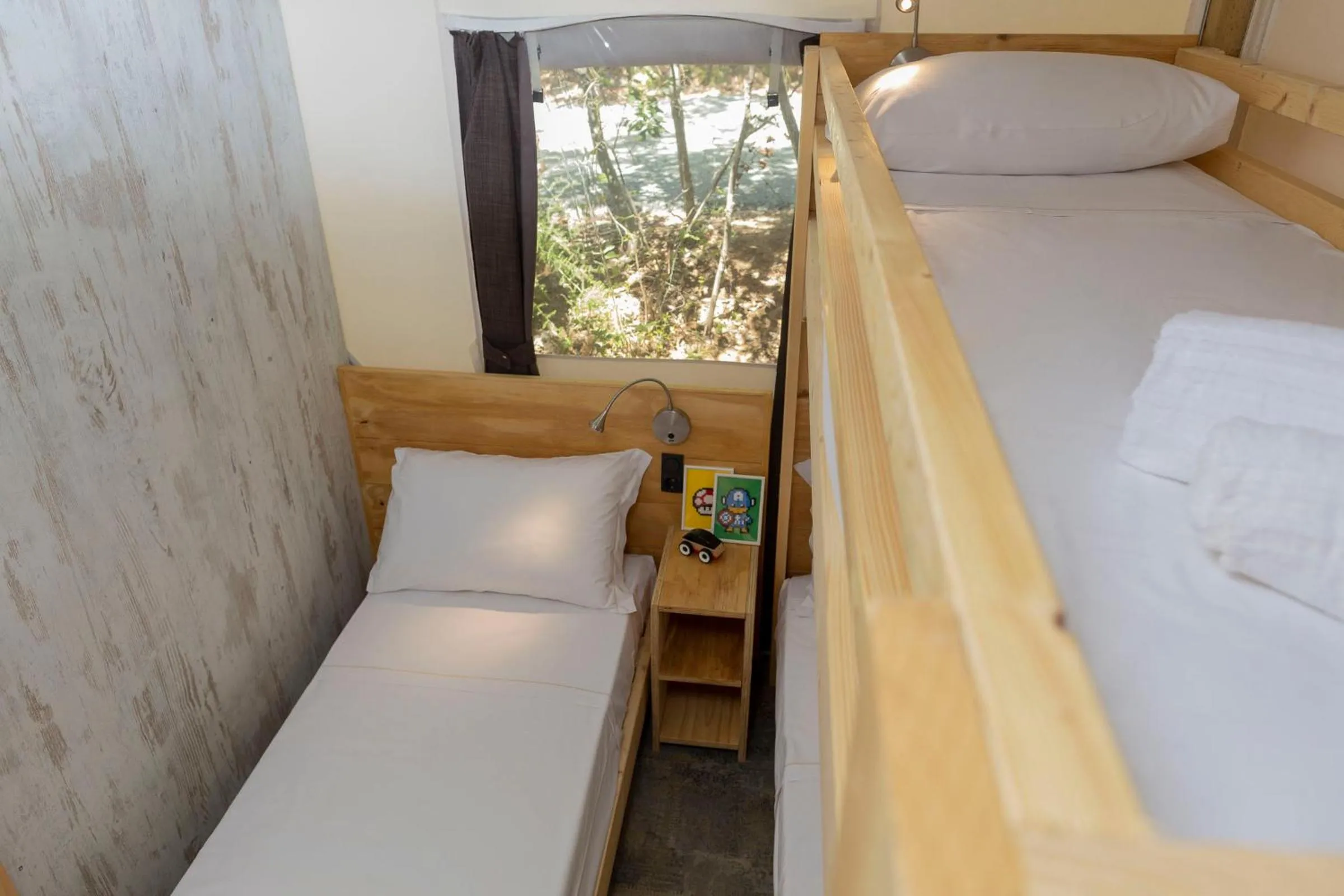 Bed in hu Park Albatros village