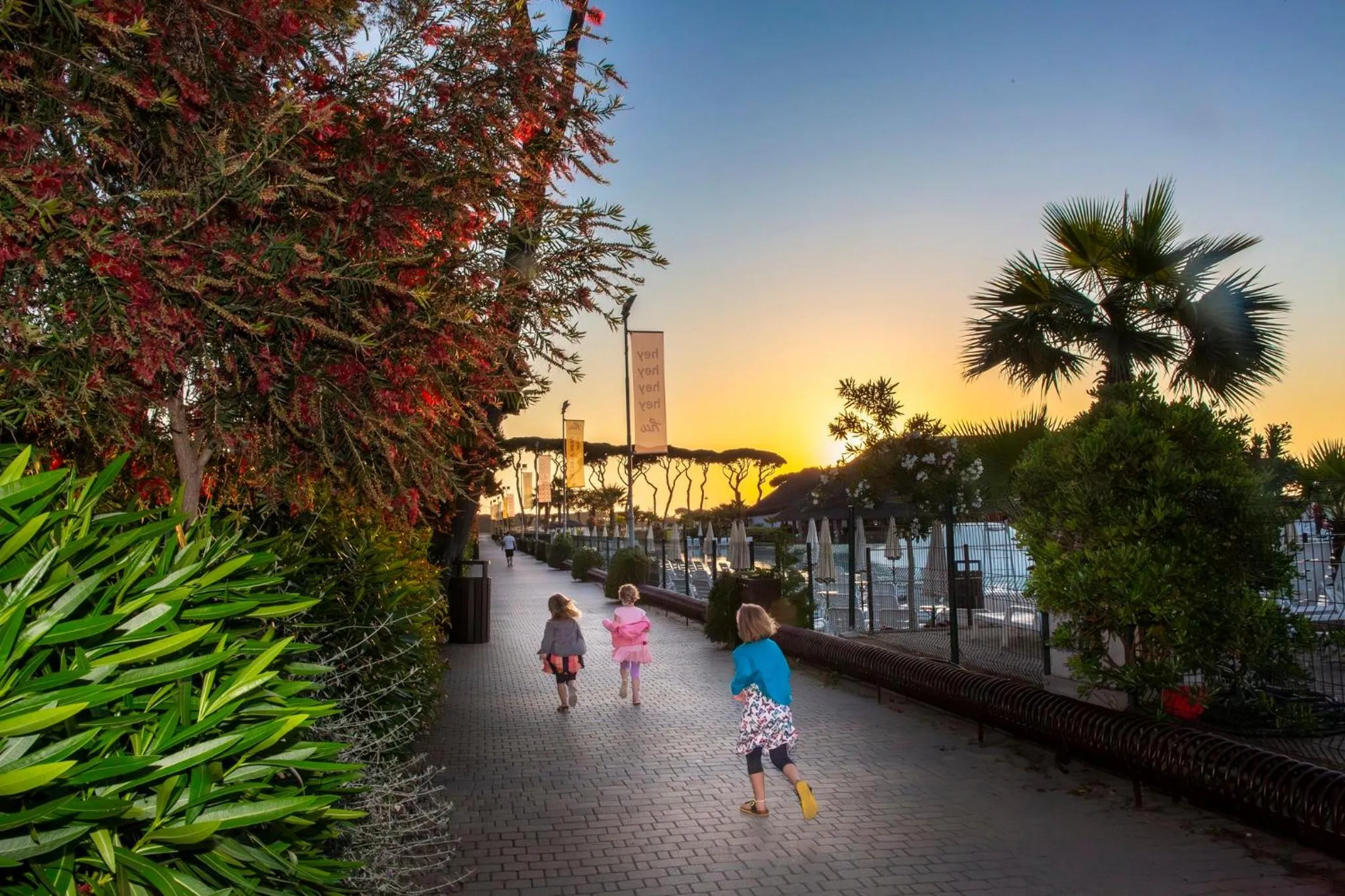 People in hu Park Albatros village