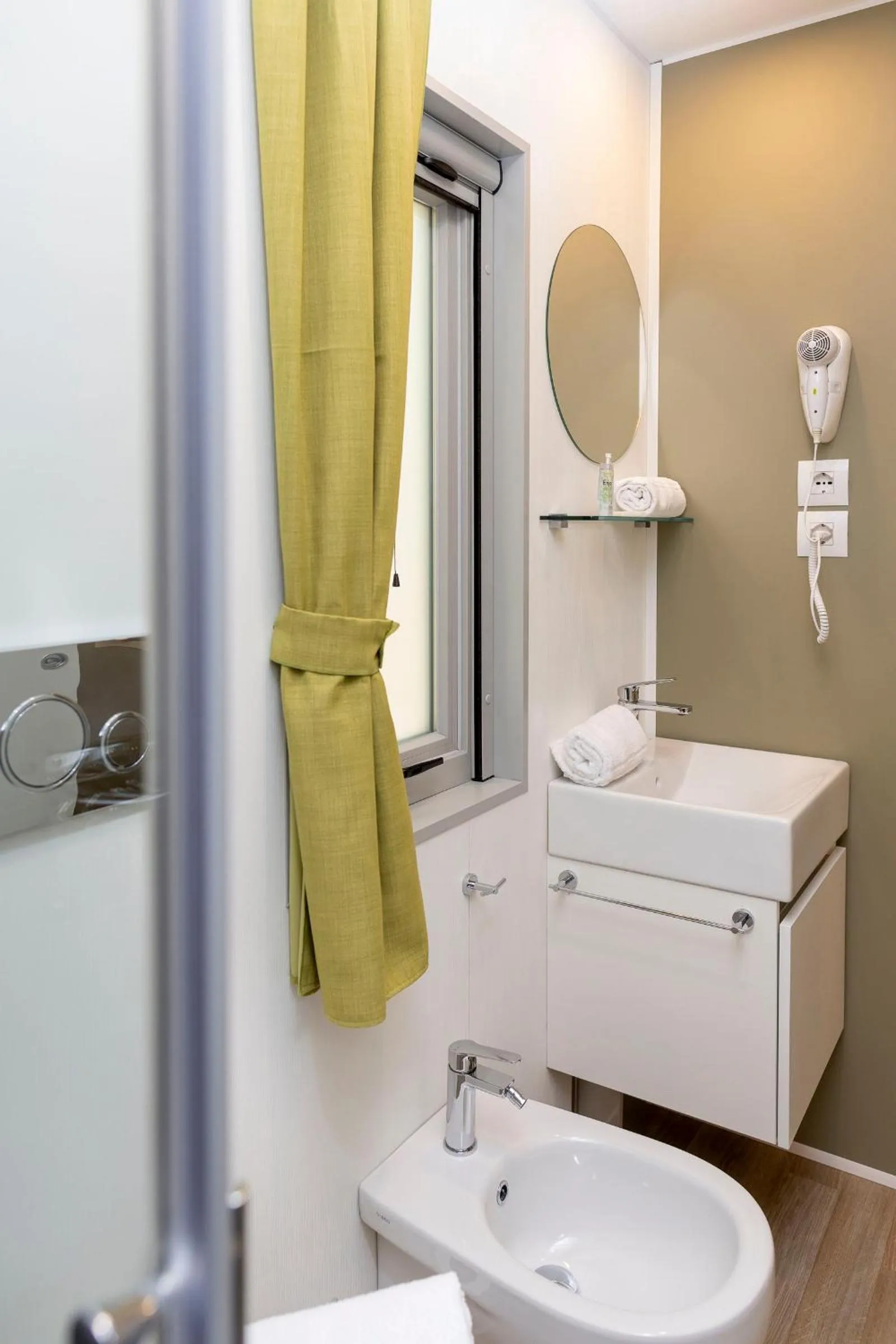 Bathroom in hu Park Albatros village