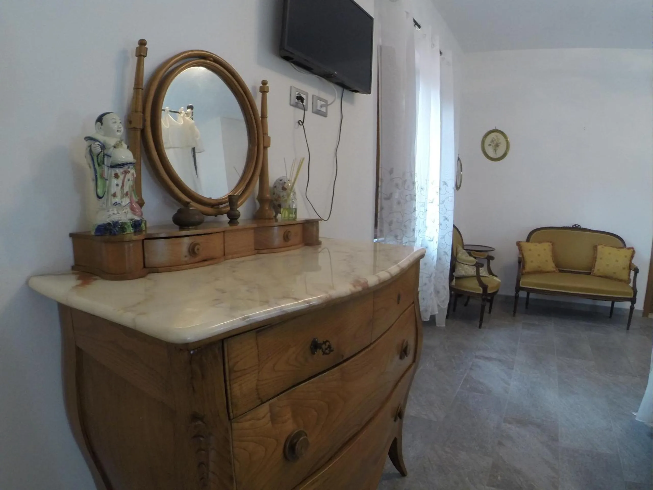 Decorative detail in Alle vecchie mura