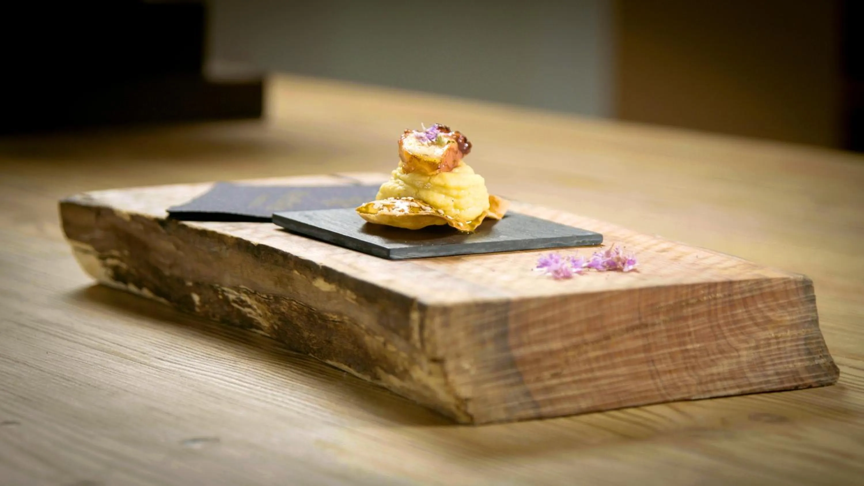 Dinner in Nido, Mar-Bella Collection an SLH hotel