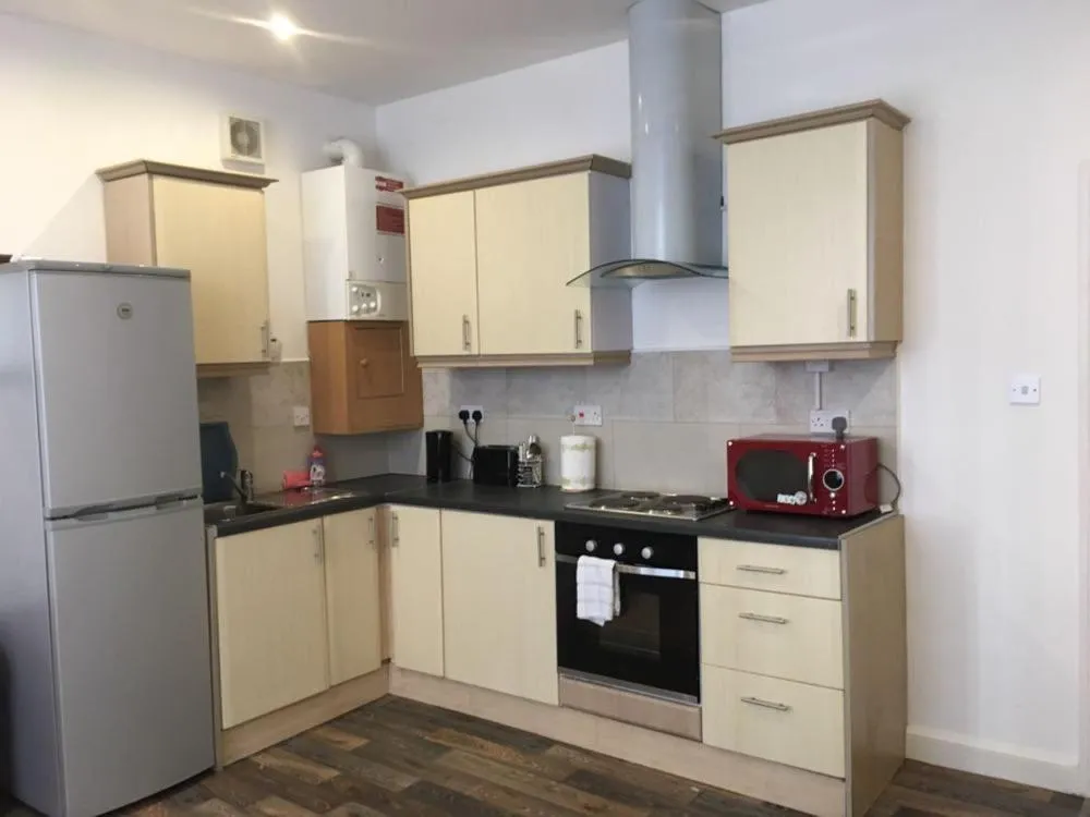 MARLEY MANSIONS APARTMENT - Clarendon