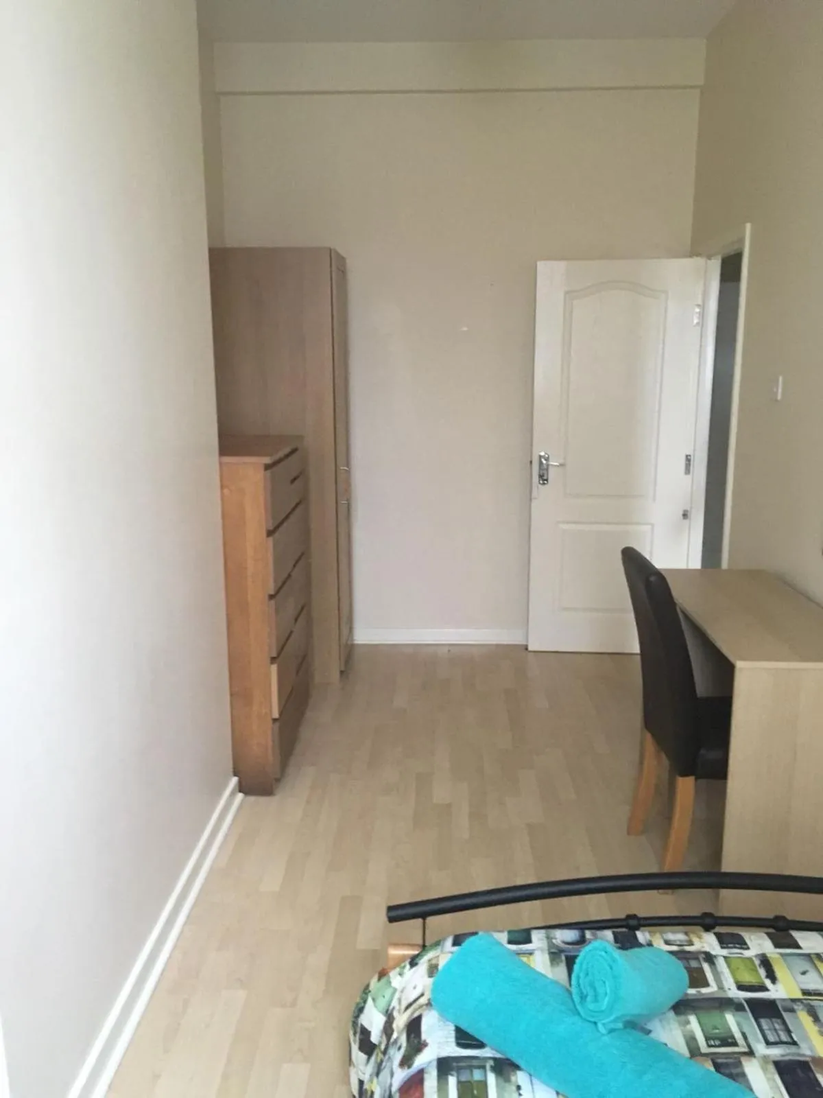 Bed in MARLEY MANSIONs APARTMENTS - KING ST REF : 10/3