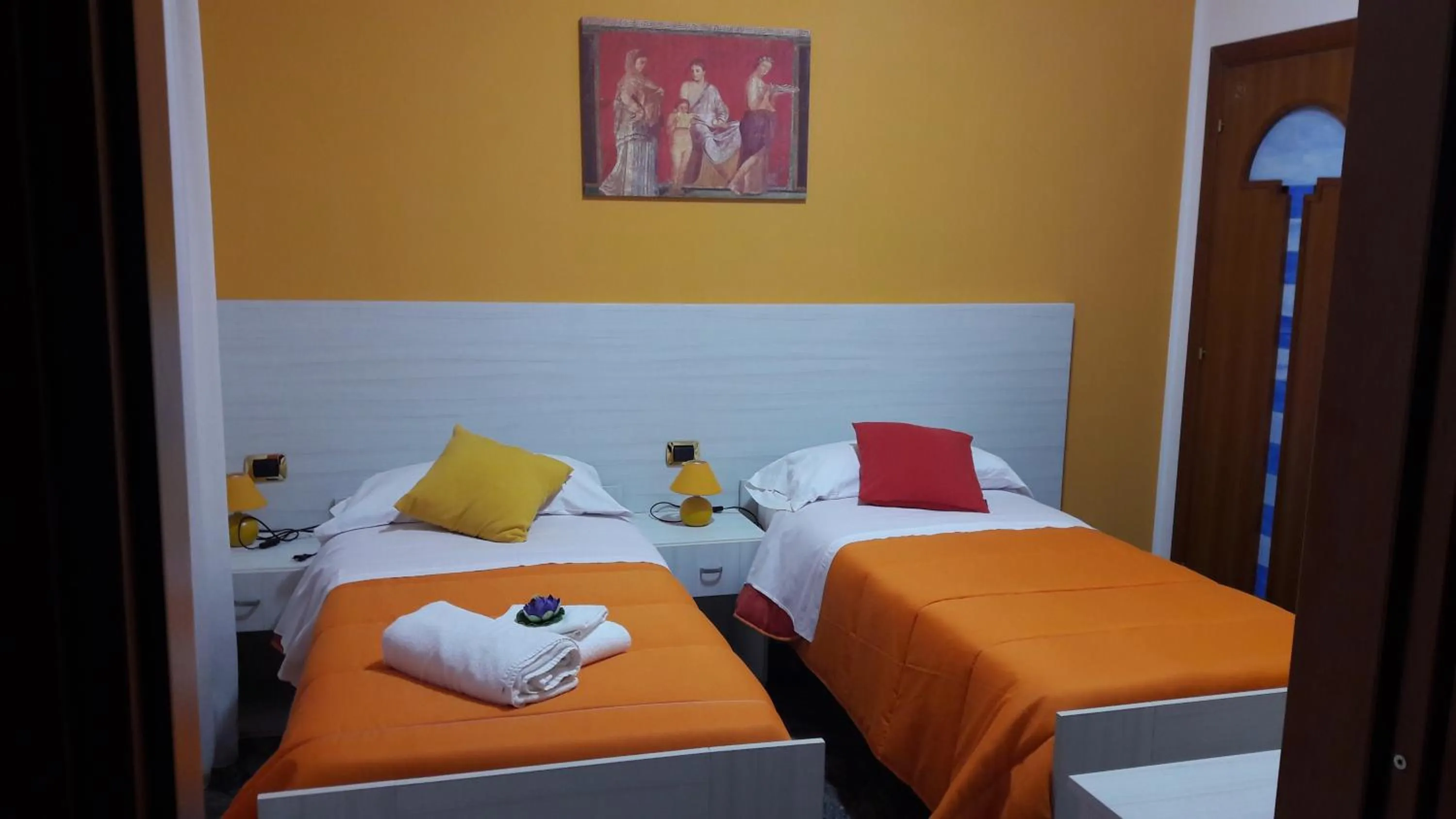 Photo of the whole room, Bed in B&B Cornelia