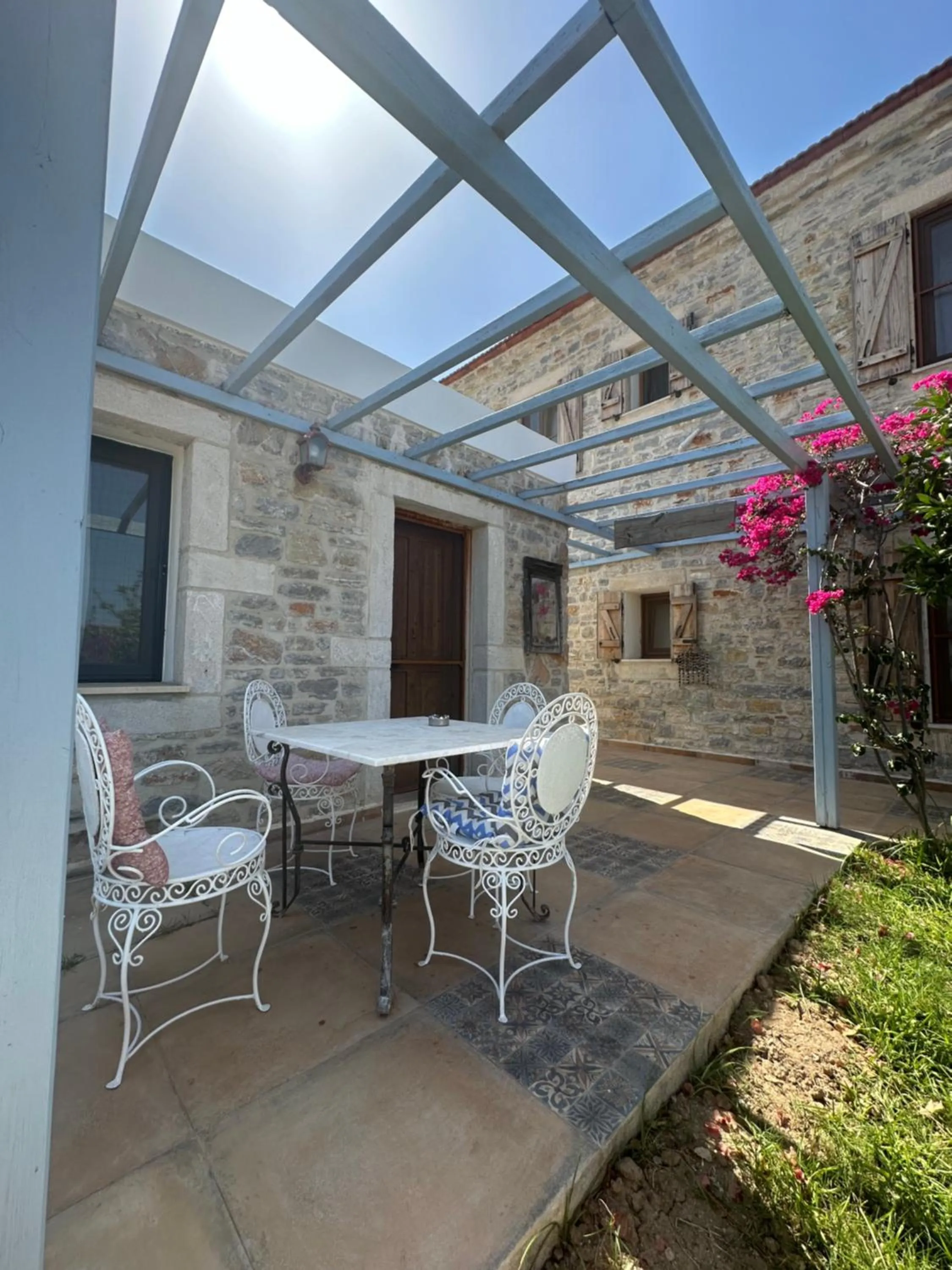 Patio in Eski Datça Otel