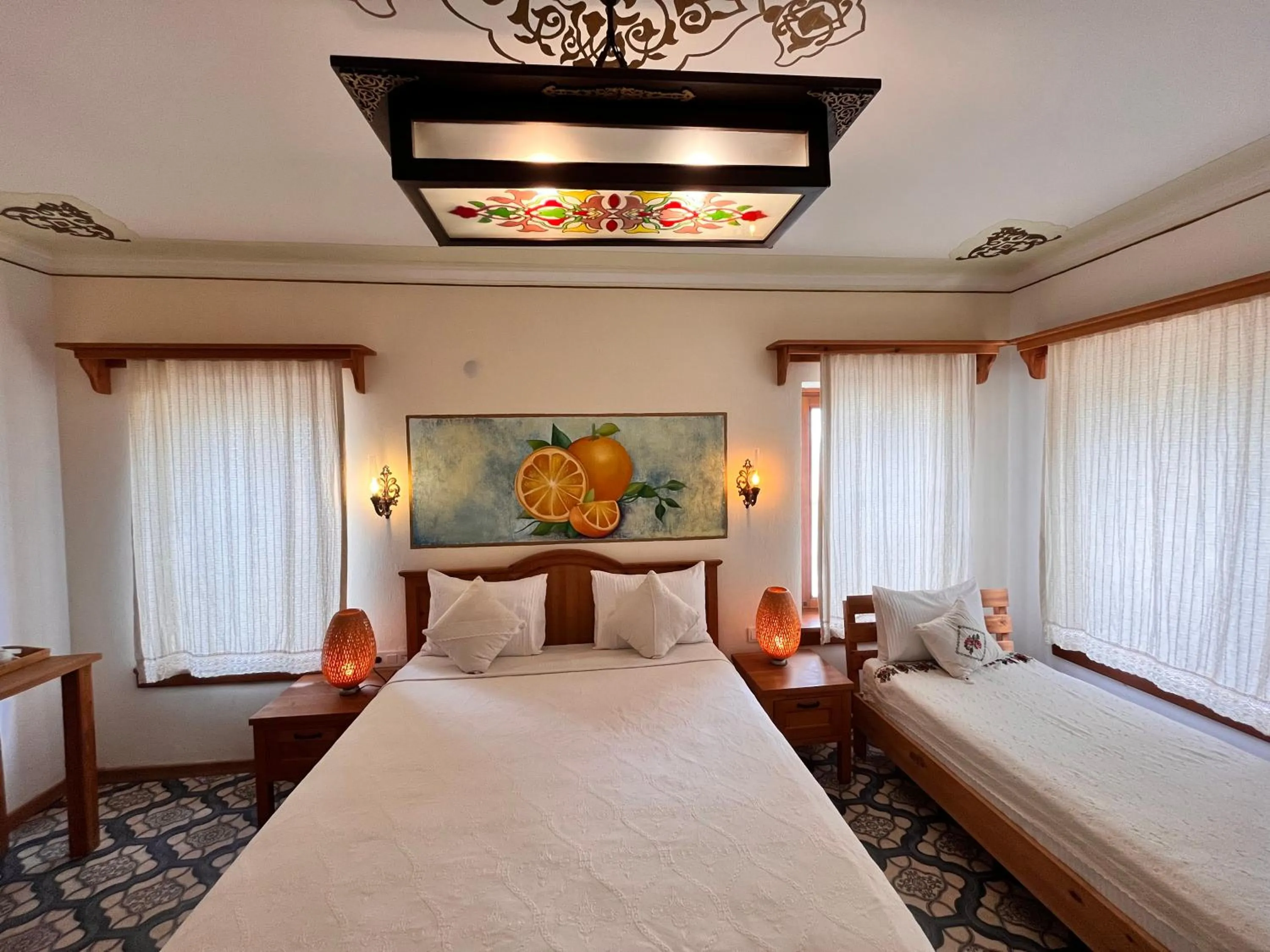 Bed in Eski Datça Otel