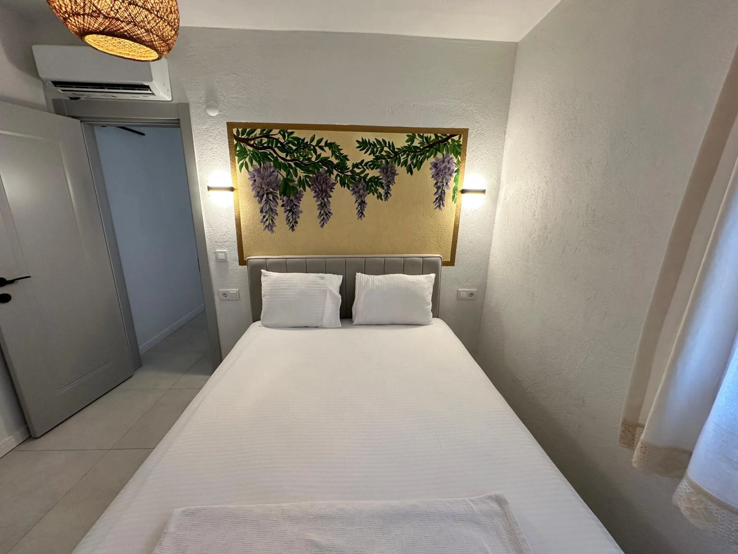 Bed in Eski Datça Otel