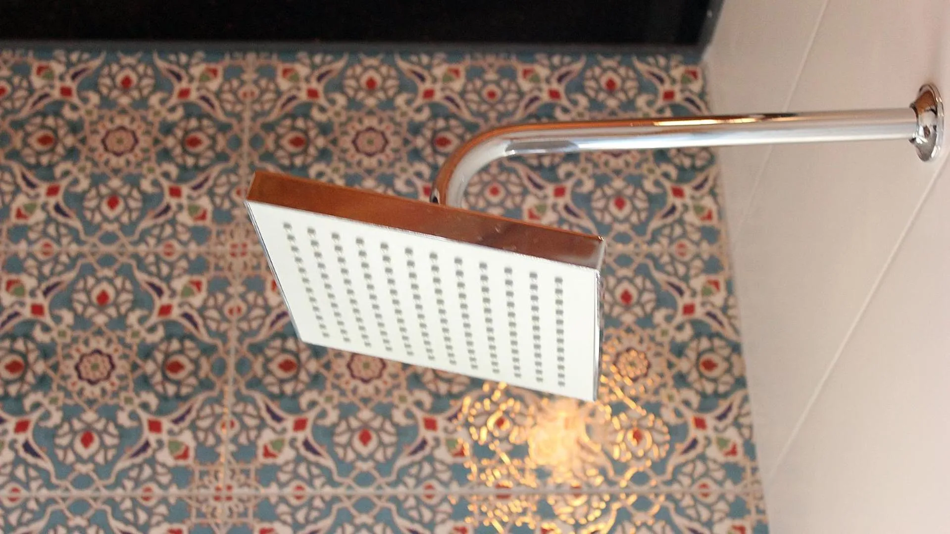 Shower in Eski Datça Otel