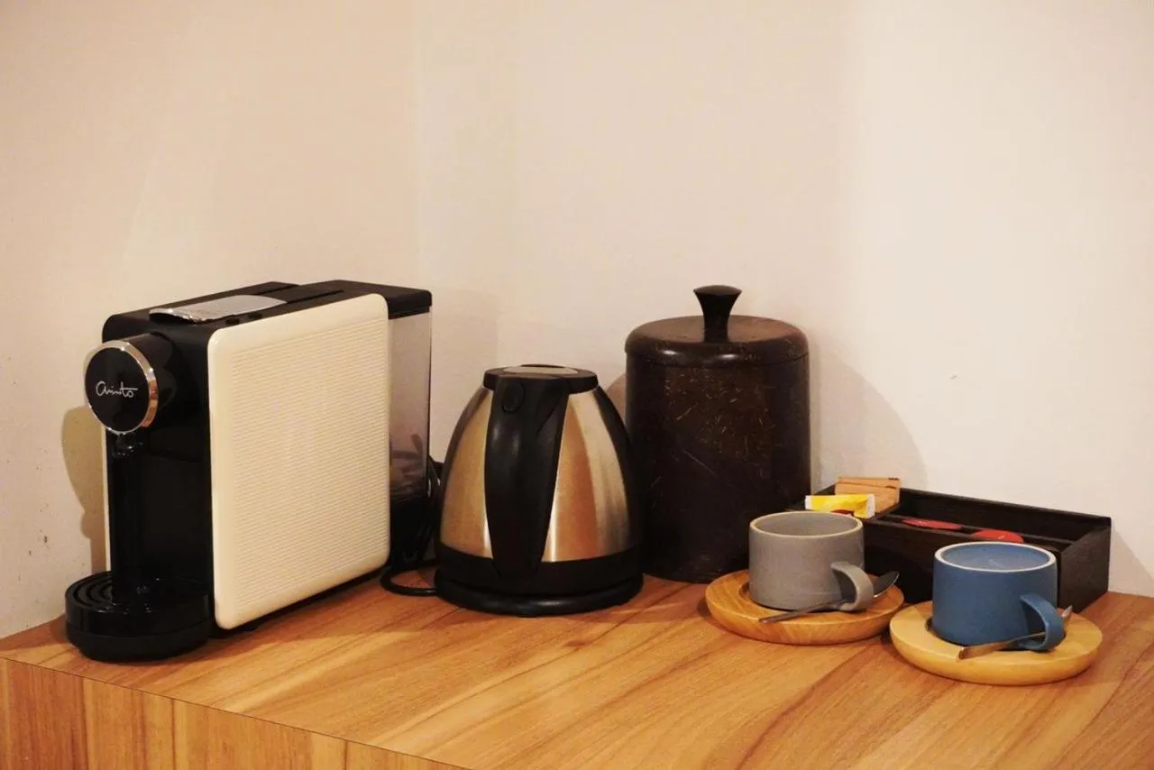 Coffee/tea facilities in Lot 33 Boutique Hotel