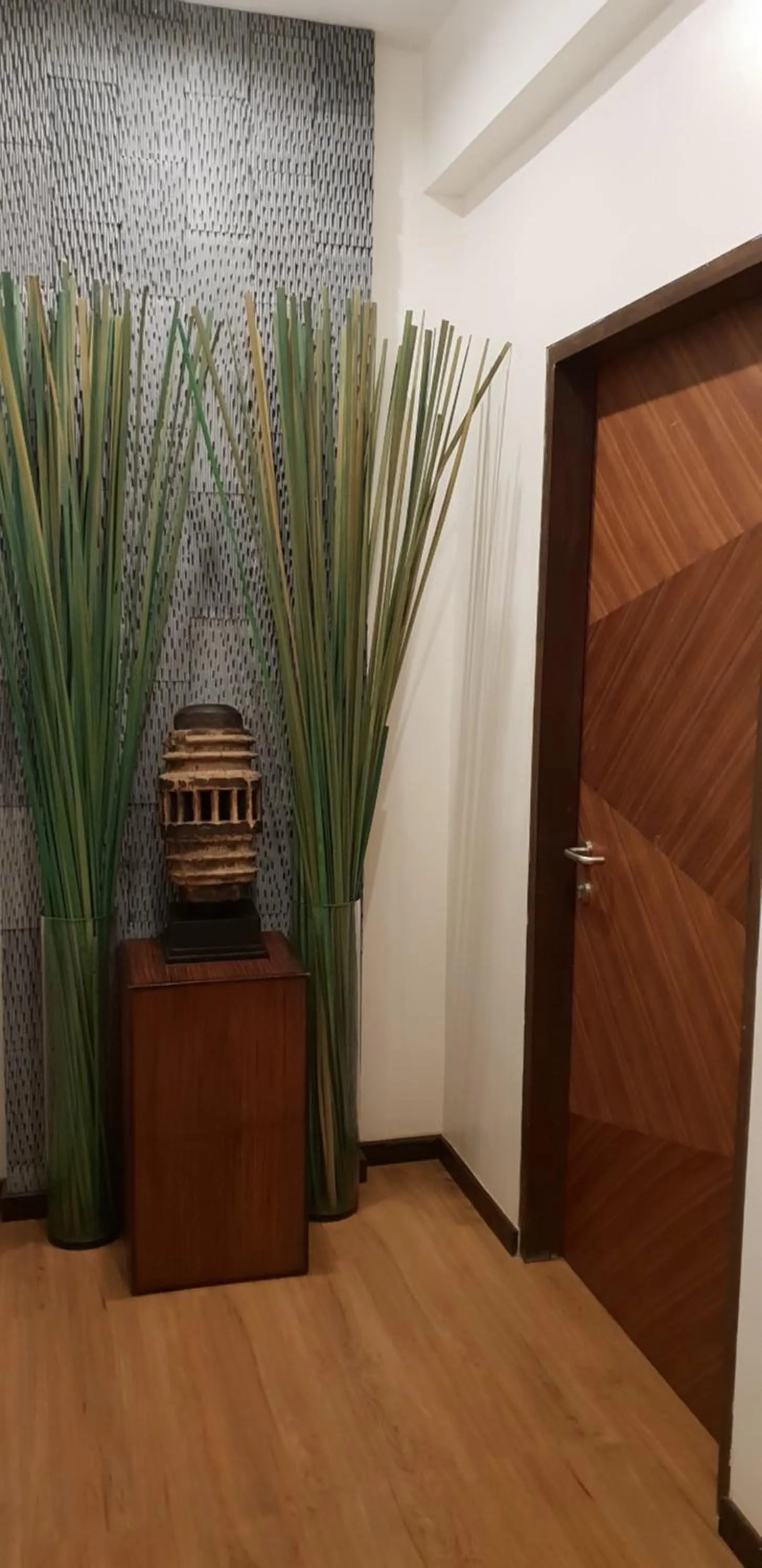 Decorative detail in Lot 33 Boutique Hotel