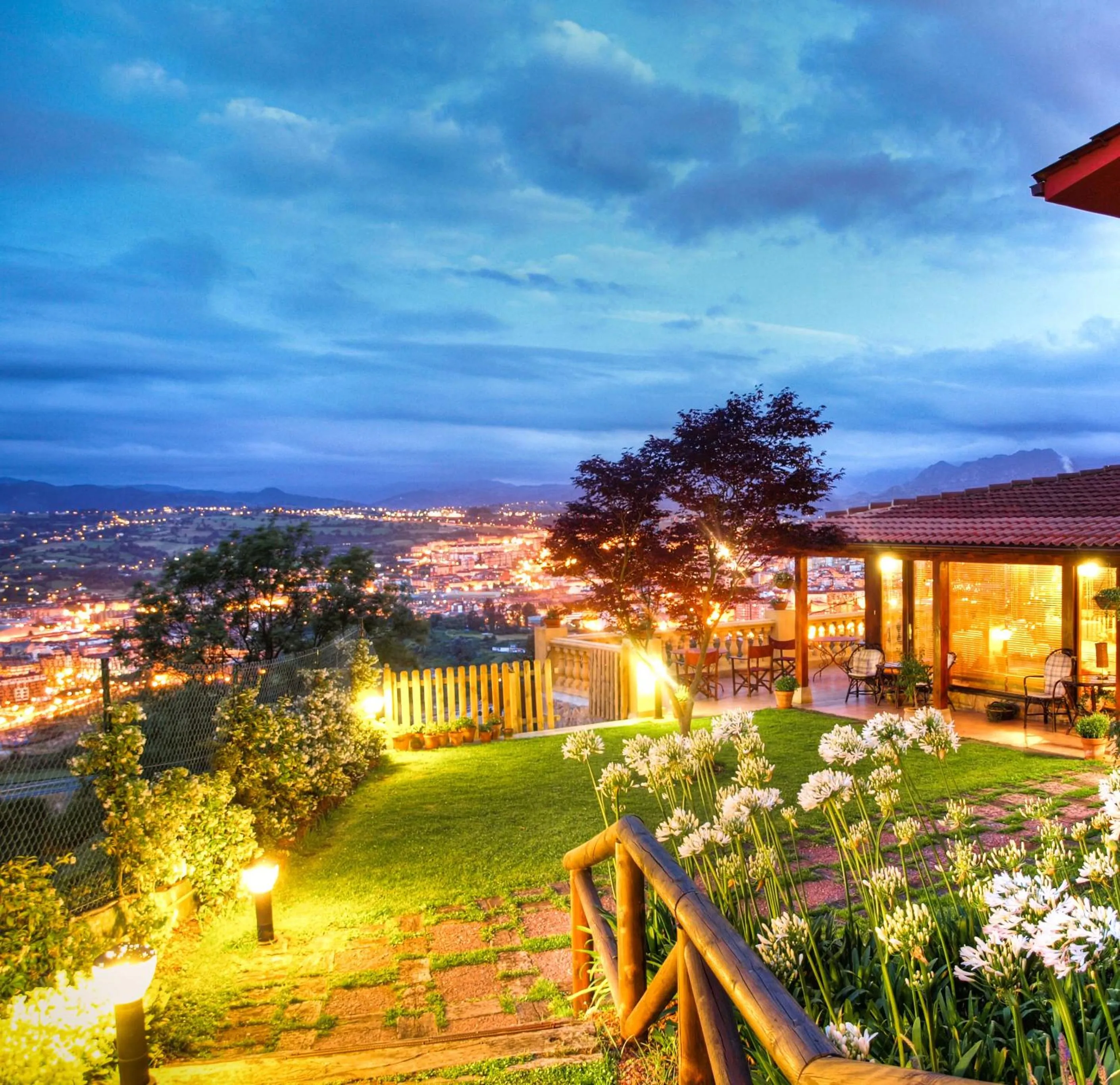 Facade/entrance in Hotel Casa Camila