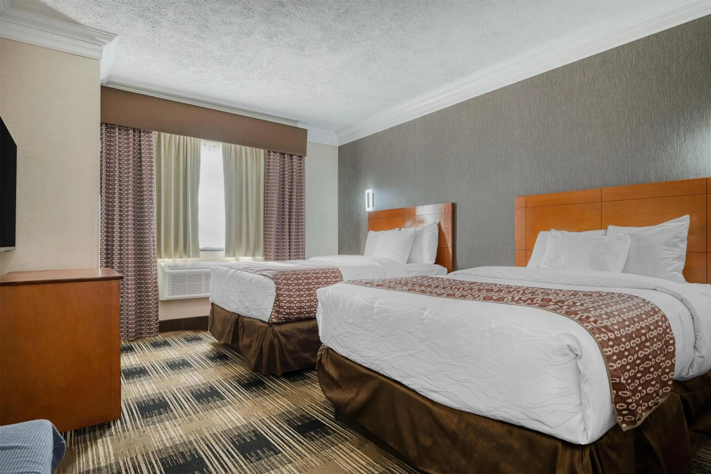 Bedroom, Bed in Best Western Inn at the Rochester Airport